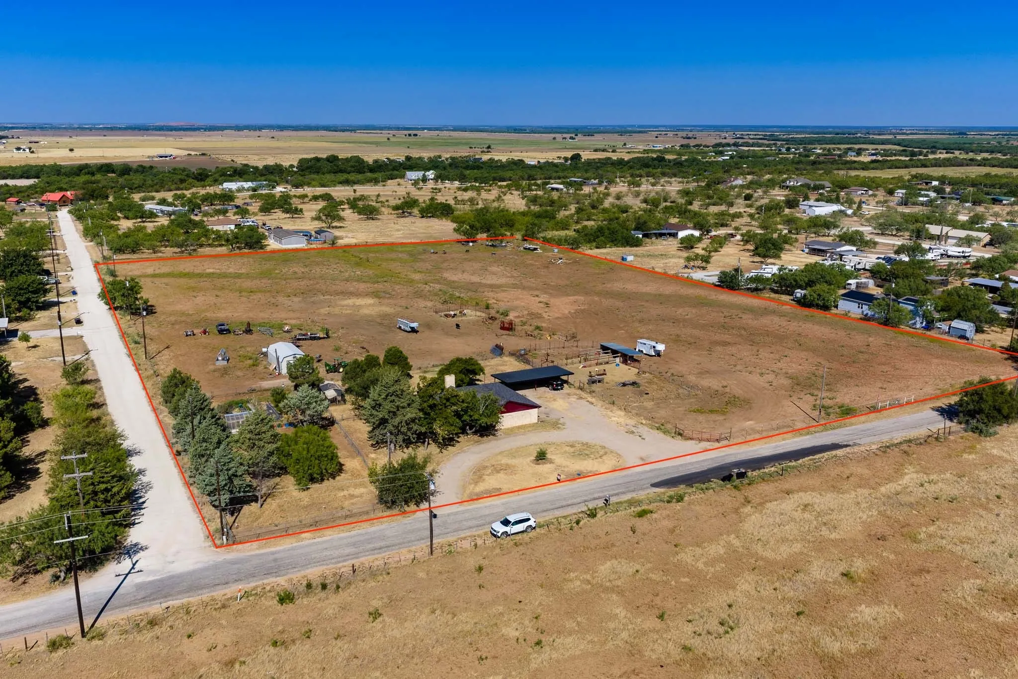 Farm For Sale in Jones County , 20767 CR 309, Abilene, Texas 79601, 3 Bedroom, 2 Bathroom, Garage spaces, 1,925 Sqft, built in 1977, mls#21362052, Real Estate Agent in Abilene, Homes For Sale in Jones county, Homes For Sale in Abilene, Realtor in Abilene Texas, Real Estate Brokerage Independent Realty Texas, Luminita Cordes Realtor