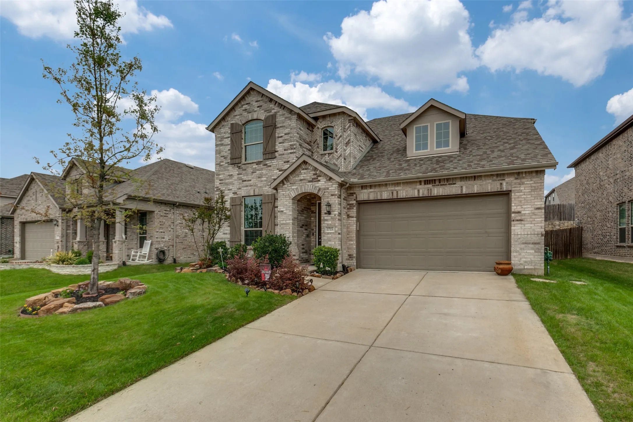 Single Family Residence For Sale in Collin County , 1715 Wildwood Lane, Wylie, Texas 75098, 4 Bedroom, 3 Bathroom, 2 Garage spaces, 2,581 Sqft, built in 2019, mls#21385408, Real Estate Agent in Wylie, Homes For Sale in Collin county, Homes For Sale in Wylie, Realtor in Wylie Texas, Real Estate Brokerage Independent Realty Texas, Luminita Cordes Realtor