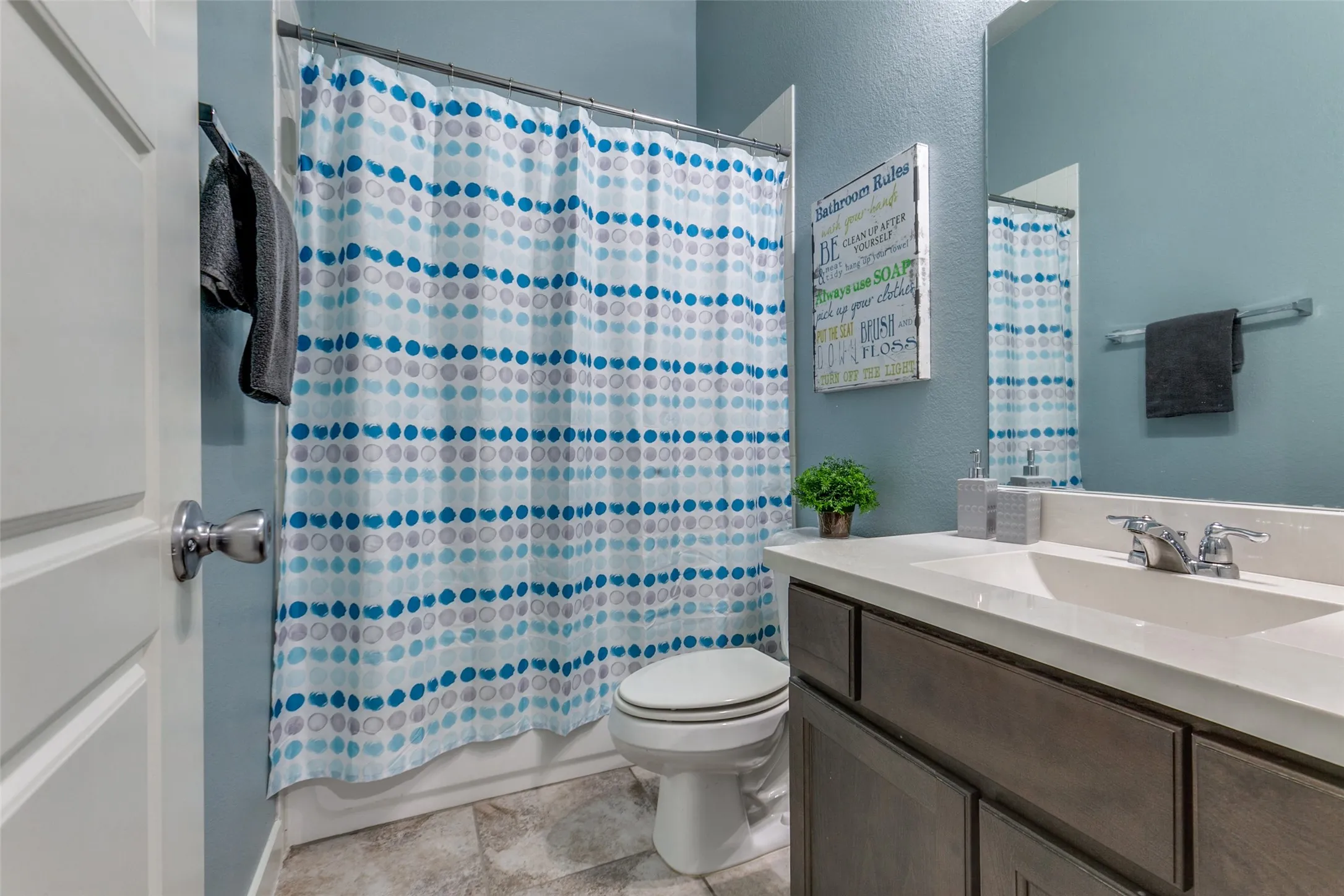 Single Family Residence For Sale in Collin County , 1715 Wildwood Lane, Wylie, Texas 75098, 4 Bedroom, 3 Bathroom, 2 Garage spaces, 2,581 Sqft, built in 2019, mls#21385408, Real Estate Agent in Wylie, Homes For Sale in Collin county, Homes For Sale in Wylie, Realtor in Wylie Texas, Real Estate Brokerage Independent Realty Texas, Luminita Cordes Realtor