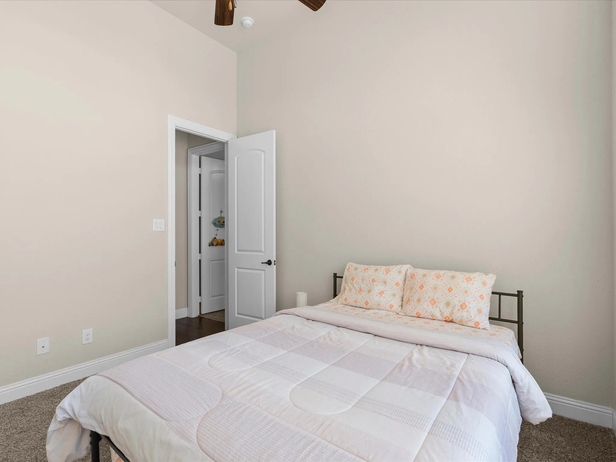 2nd bedroom downstairs