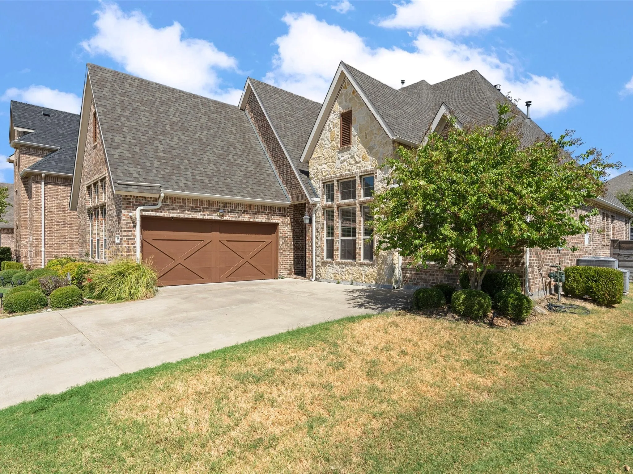 Single Family Residence For Rent in Denton County , 4704 Bonfire Way, Little Elm, Texas 76227, 4 Bedroom, 3 Bathroom, 2 Garage spaces, 3,136 Sqft, built in 2017, mls#21369035, Real Estate Agent in Little Elm, Homes For Rent in Denton county, Homes For Rent in Little Elm, Realtor in Little Elm Texas, Real Estate Brokerage Independent Realty Texas, Luminita Cordes Realtor