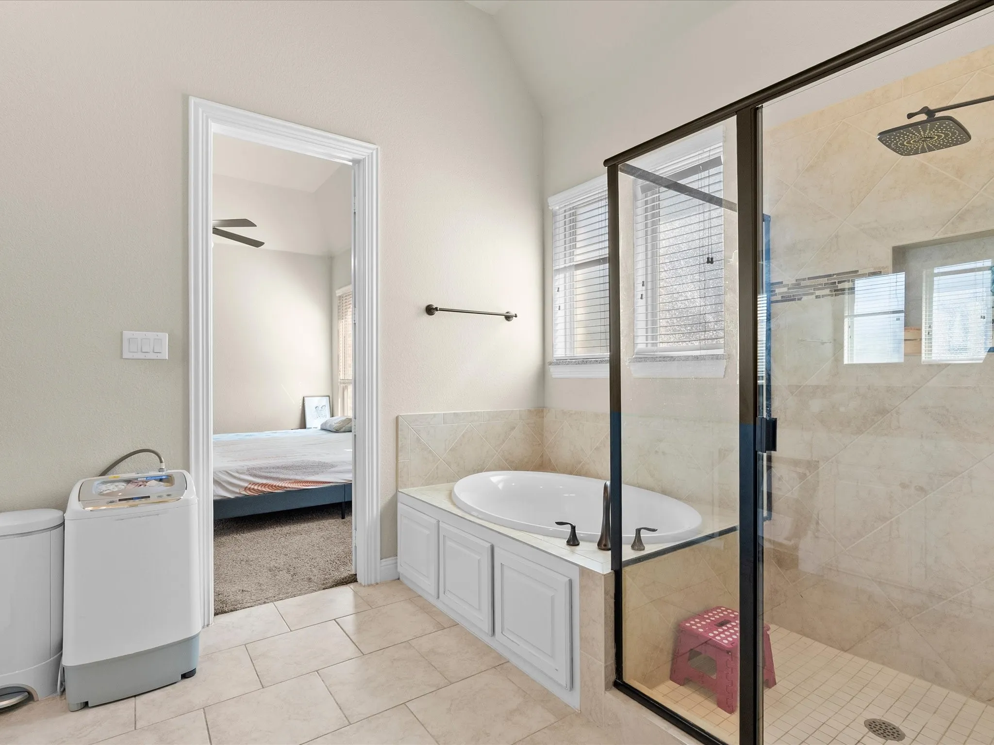 Single Family Residence For Rent in Denton County , 4704 Bonfire Way, Little Elm, Texas 76227, 4 Bedroom, 3 Bathroom, 2 Garage spaces, 3,136 Sqft, built in 2017, mls#21369035, Real Estate Agent in Little Elm, Homes For Rent in Denton county, Homes For Rent in Little Elm, Realtor in Little Elm Texas, Real Estate Brokerage Independent Realty Texas, Luminita Cordes Realtor