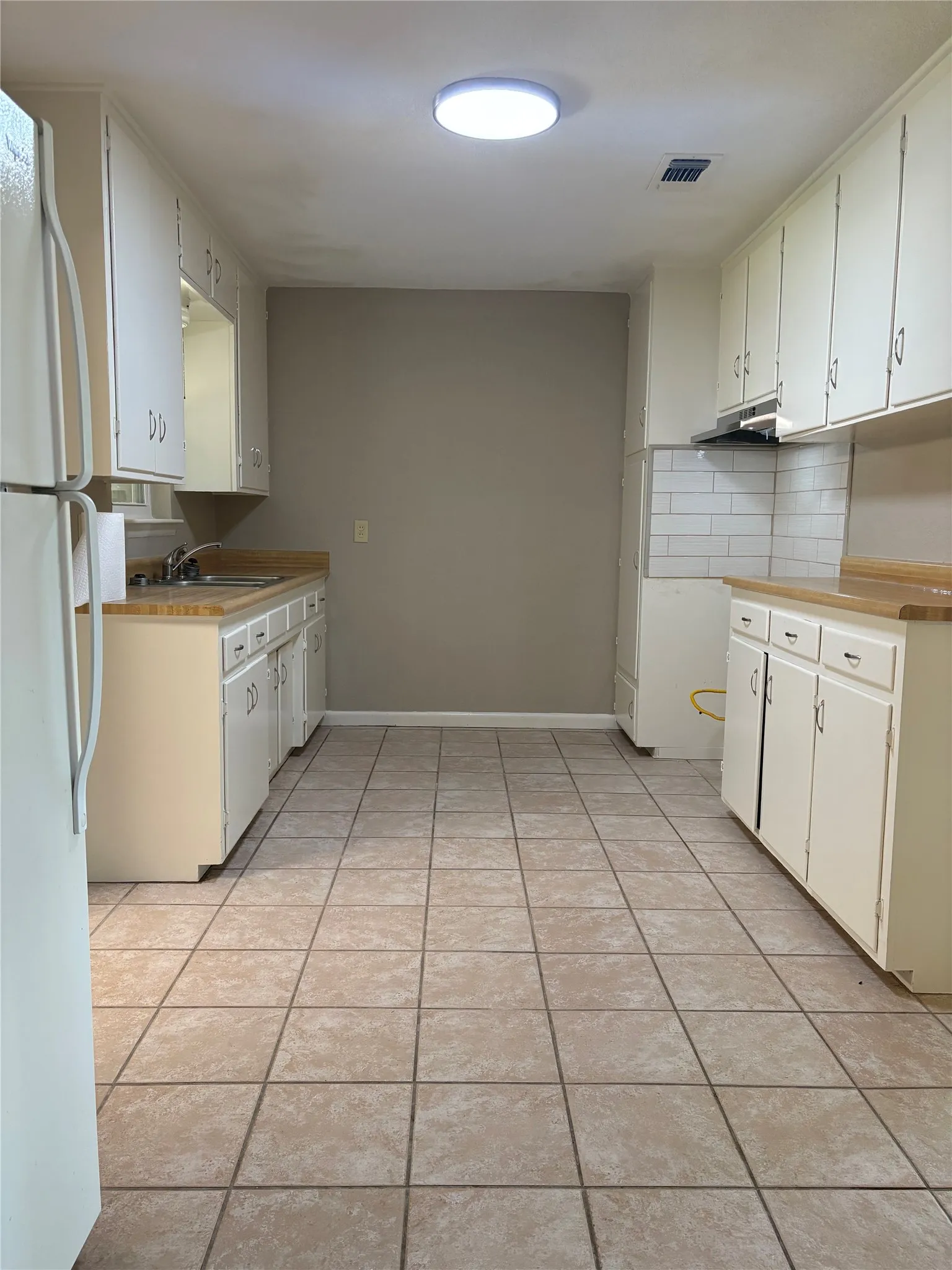 Single Family Residence For Rent in Wise County , 7342 Fm 1810, Chico, Texas 76431, 3 Bedroom, 2 Bathroom, 2 Garage spaces, 2,199 Sqft, built in 1962, mls#21381910, Real Estate Agent in Chico, Homes For Rent in Wise county, Homes For Rent in Chico, Realtor in Chico Texas, Real Estate Brokerage Independent Realty Texas, Luminita Cordes Realtor
