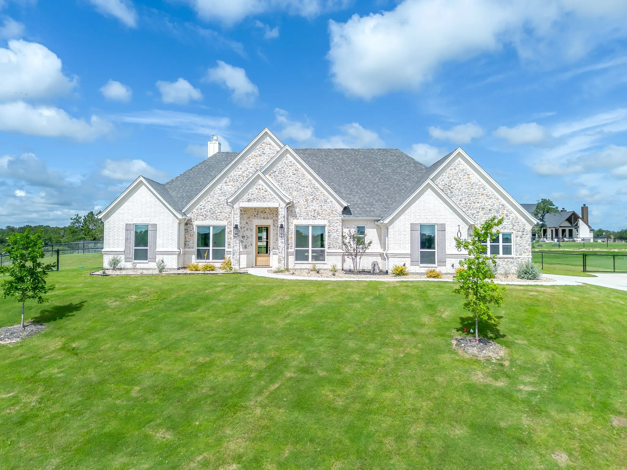 Single Family Residence For Sale in Parker County , 1038 Deer Island Court, Azle, Texas 76020, 4 Bedroom, 3 Bathroom, 2 Garage spaces, 2,591 Sqft, built in 2025, mls#21384608, Real Estate Agent in Azle, Homes For Sale in Parker county, Homes For Sale in Azle, Realtor in Azle Texas, Real Estate Brokerage Independent Realty Texas, Luminita Cordes Realtor