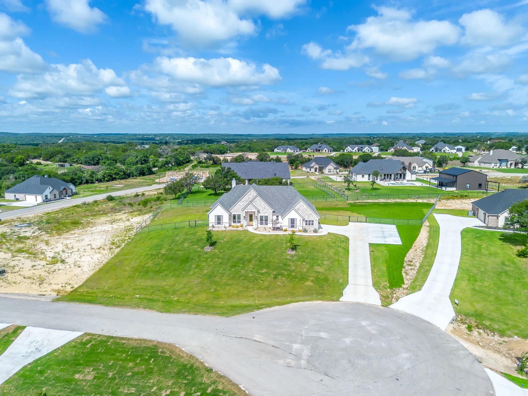 Single Family Residence For Sale in Parker County , 1038 Deer Island Court, Azle, Texas 76020, 4 Bedroom, 3 Bathroom, 2 Garage spaces, 2,591 Sqft, built in 2025, mls#21384608, Real Estate Agent in Azle, Homes For Sale in Parker county, Homes For Sale in Azle, Realtor in Azle Texas, Real Estate Brokerage Independent Realty Texas, Luminita Cordes Realtor