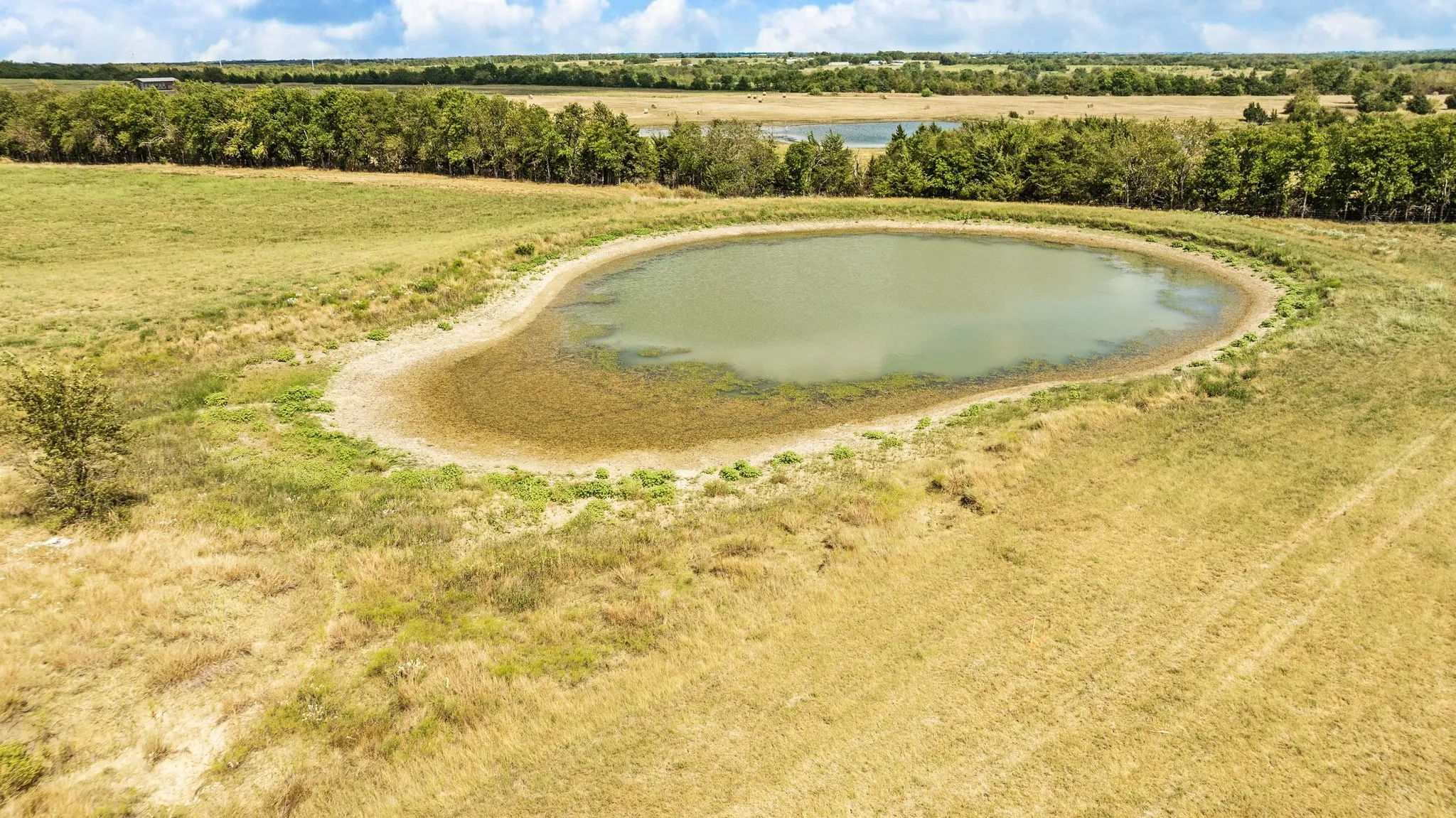 Single Family Residence For Sale in Lamar County , 1473 County Road 23900, Brookston, Texas 75421, 4 Bedroom, 2 Bathroom, Garage spaces, 2,038 Sqft, built in 2014, mls#21385459, Real Estate Agent in Brookston, Homes For Sale in Lamar county, Homes For Sale in Brookston, Realtor in Brookston Texas, Real Estate Brokerage Independent Realty Texas, Luminita Cordes Realtor