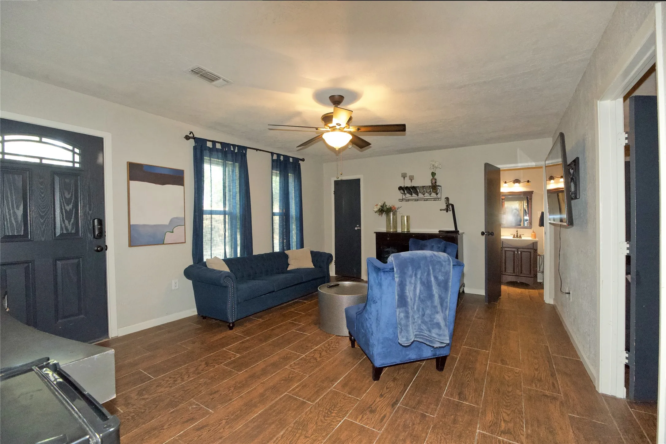 Single Family Residence For Sale in Montague County , 153 Wagner Road, St Jo, Texas 76265, 4 Bedroom, 3 Bathroom, 3 Garage spaces, 2,188 Sqft, built in 1980, mls#21382967, Real Estate Agent in St Jo, Homes For Sale in Montague county, Homes For Sale in St Jo, Realtor in St Jo Texas, Real Estate Brokerage Independent Realty Texas, Luminita Cordes Realtor