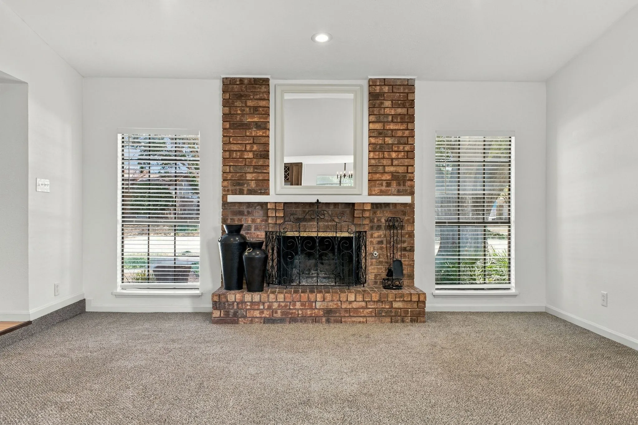 Single Family Residence For Sale in Collin County , 932 Grand Teton Drive, Plano, Texas 75023, 3 Bedroom, 2 Bathroom, 2 Garage spaces, 1,862 Sqft, built in 1979, mls#21383729, Real Estate Agent in Plano, Homes For Sale in Collin county, Homes For Sale in Plano, Realtor in Plano Texas, Real Estate Brokerage Independent Realty Texas, Luminita Cordes Realtor