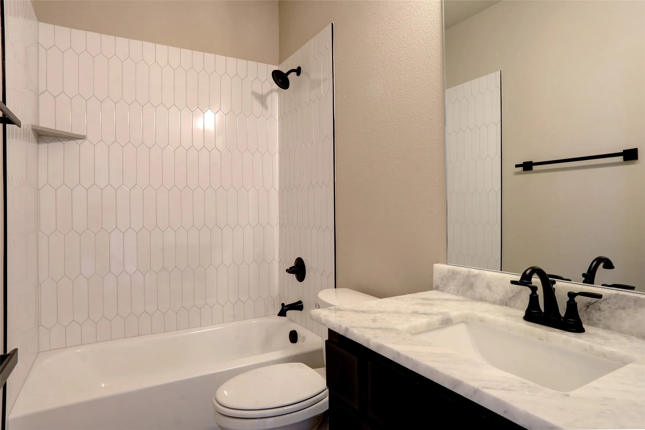 Single Family Residence For Sale in Collin County , 202 Pennington Road, Josephine, Texas 75173, 3 Bedroom, 2 Bathroom, 3 Garage spaces, 1,854 Sqft, built in 2025, mls#21385648, Real Estate Agent in Josephine, Homes For Sale in Collin county, Homes For Sale in Josephine, Realtor in Josephine Texas, Real Estate Brokerage Independent Realty Texas, Luminita Cordes Realtor