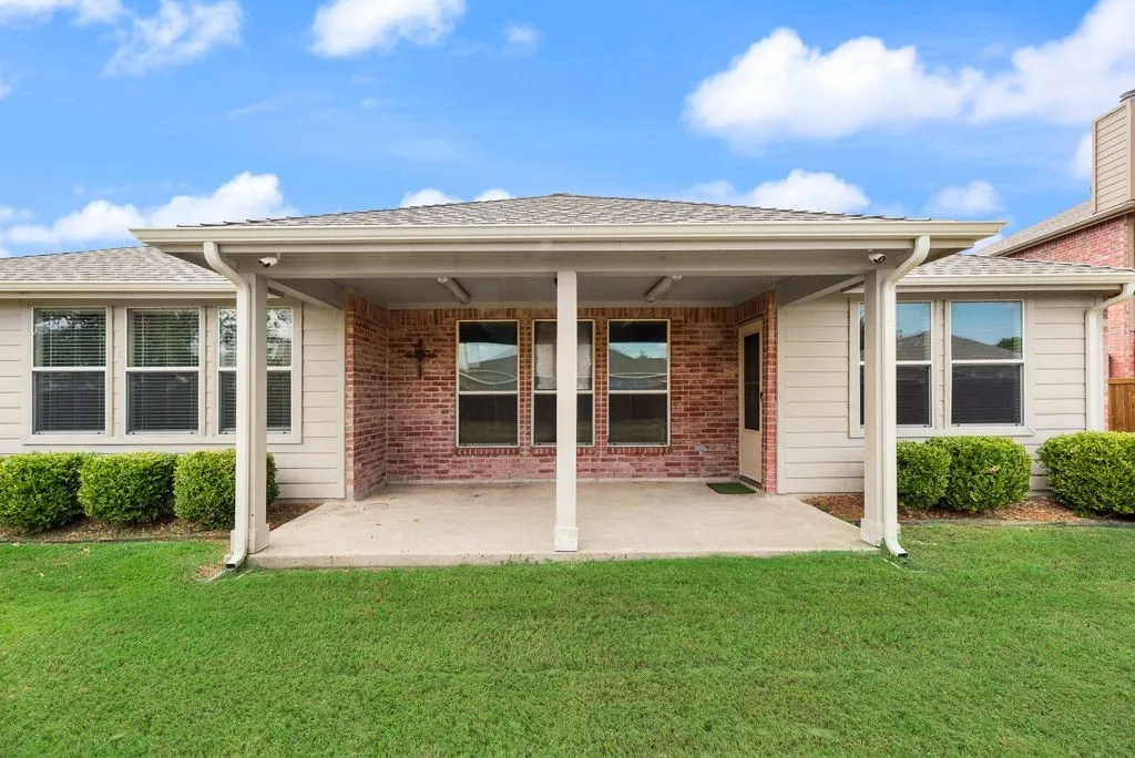 Single Family Residence For Sale in Kaufman County , 118 Aspenwood Trail, Forney, Texas 75126, 4 Bedroom, 2 Bathroom, 2 Garage spaces, 1,868 Sqft, built in 2004, mls#21385649, Real Estate Agent in Forney, Homes For Sale in Kaufman county, Homes For Sale in Forney, Realtor in Forney Texas, Real Estate Brokerage Independent Realty Texas, Luminita Cordes Realtor