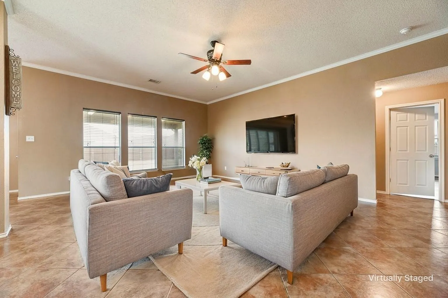 Single Family Residence For Sale in Kaufman County , 118 Aspenwood Trail, Forney, Texas 75126, 4 Bedroom, 2 Bathroom, 2 Garage spaces, 1,868 Sqft, built in 2004, mls#21385649, Real Estate Agent in Forney, Homes For Sale in Kaufman county, Homes For Sale in Forney, Realtor in Forney Texas, Real Estate Brokerage Independent Realty Texas, Luminita Cordes Realtor