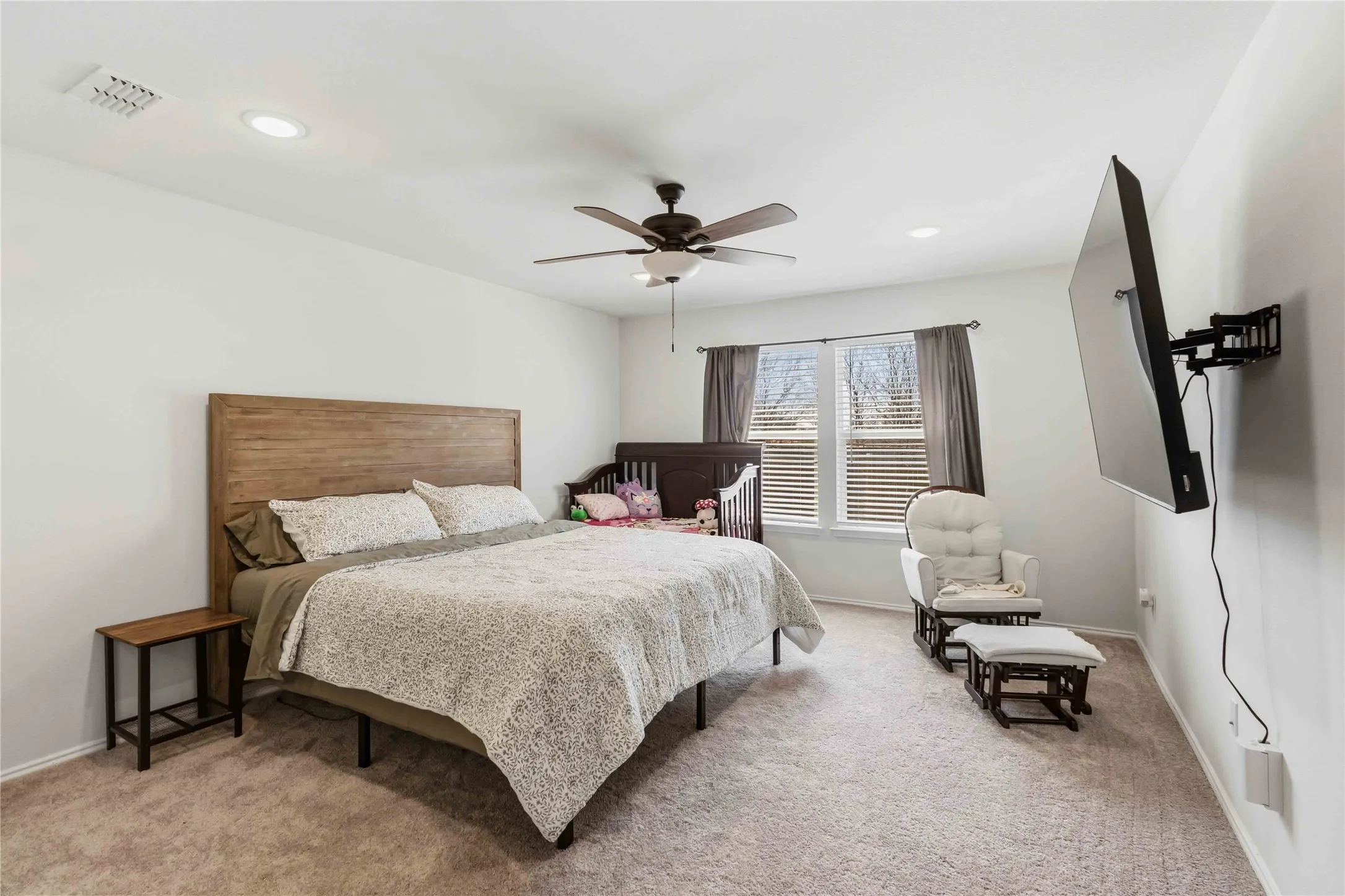 Single Family Residence For Sale in Kaufman County , 759 Brockwell Bend, Forney, Texas 75126, 3 Bedroom, 2 Bathroom, 2 Garage spaces, 1,998 Sqft, built in 2020, mls#21385651, Real Estate Agent in Forney, Homes For Sale in Kaufman county, Homes For Sale in Forney, Realtor in Forney Texas, Real Estate Brokerage Independent Realty Texas, Luminita Cordes Realtor