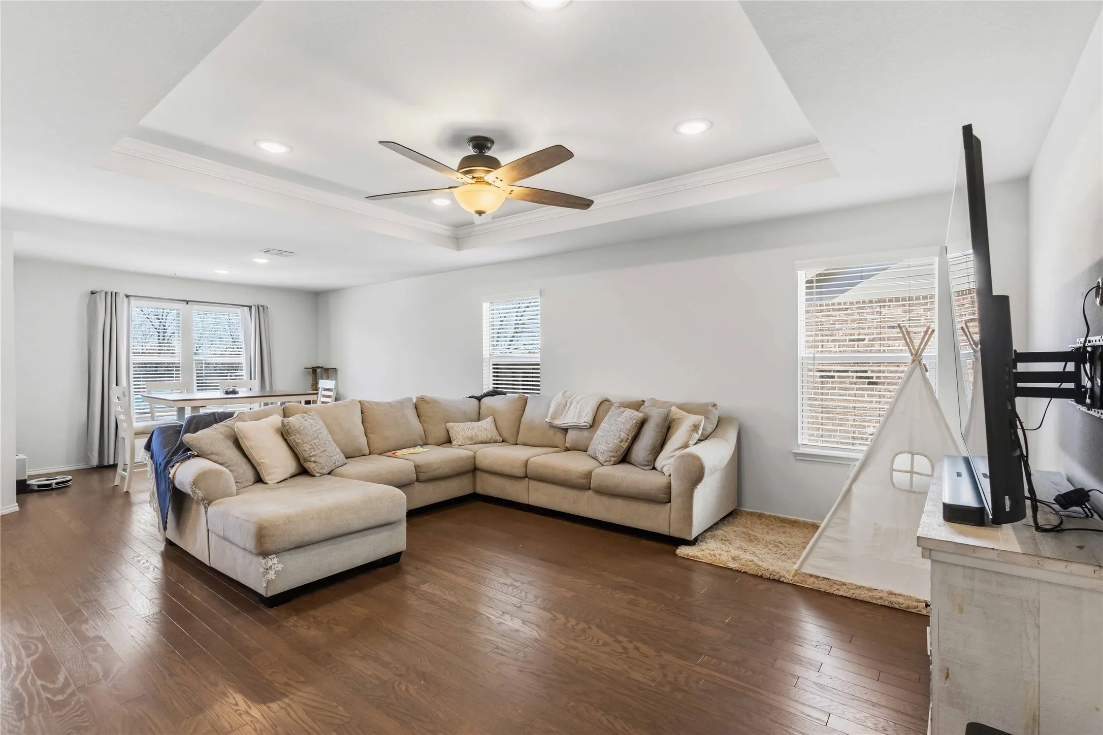 Single Family Residence For Sale in Kaufman County , 759 Brockwell Bend, Forney, Texas 75126, 3 Bedroom, 2 Bathroom, 2 Garage spaces, 1,998 Sqft, built in 2020, mls#21385651, Real Estate Agent in Forney, Homes For Sale in Kaufman county, Homes For Sale in Forney, Realtor in Forney Texas, Real Estate Brokerage Independent Realty Texas, Luminita Cordes Realtor