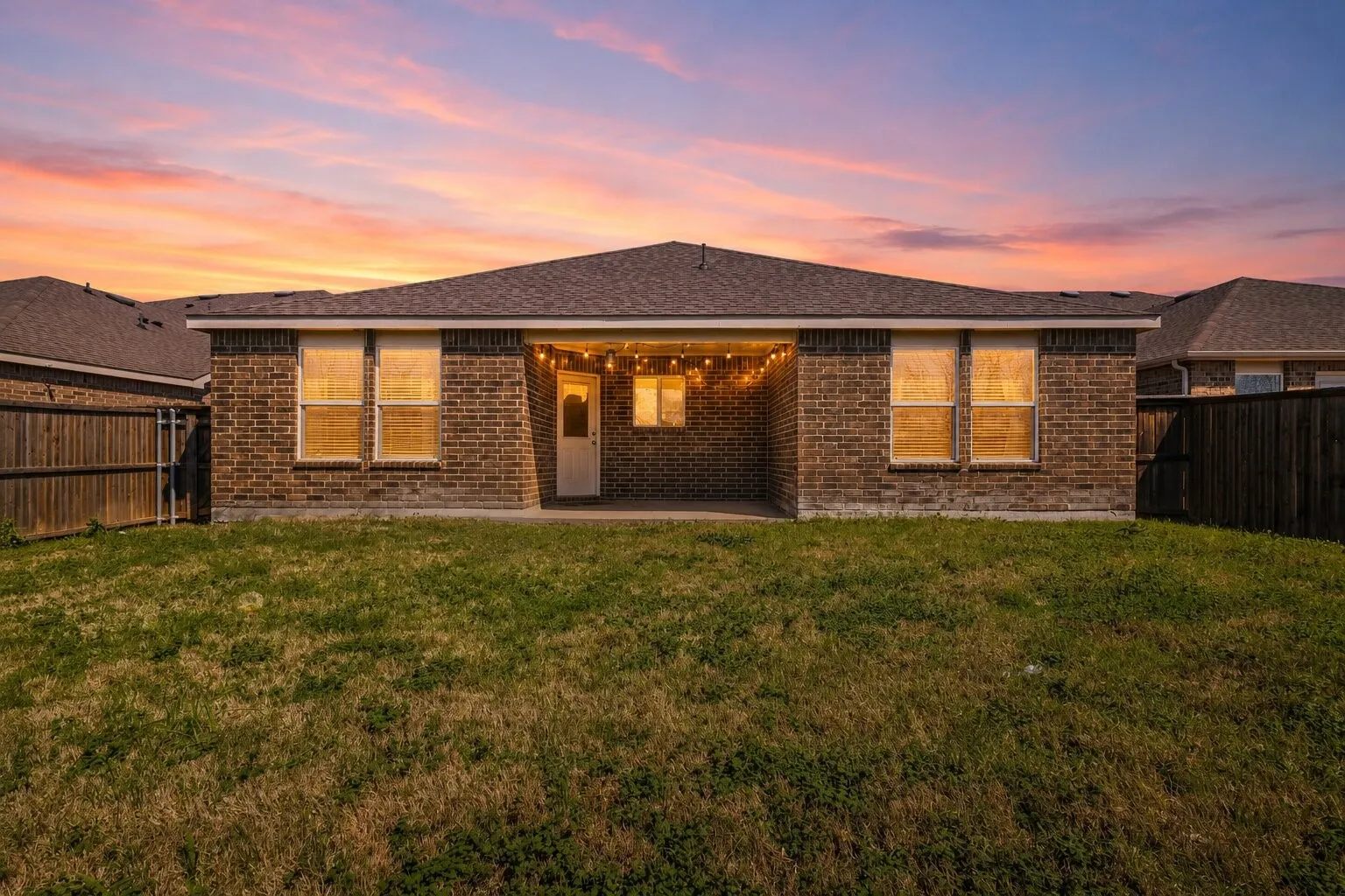 Single Family Residence For Sale in Kaufman County , 759 Brockwell Bend, Forney, Texas 75126, 3 Bedroom, 2 Bathroom, 2 Garage spaces, 1,998 Sqft, built in 2020, mls#21385651, Real Estate Agent in Forney, Homes For Sale in Kaufman county, Homes For Sale in Forney, Realtor in Forney Texas, Real Estate Brokerage Independent Realty Texas, Luminita Cordes Realtor