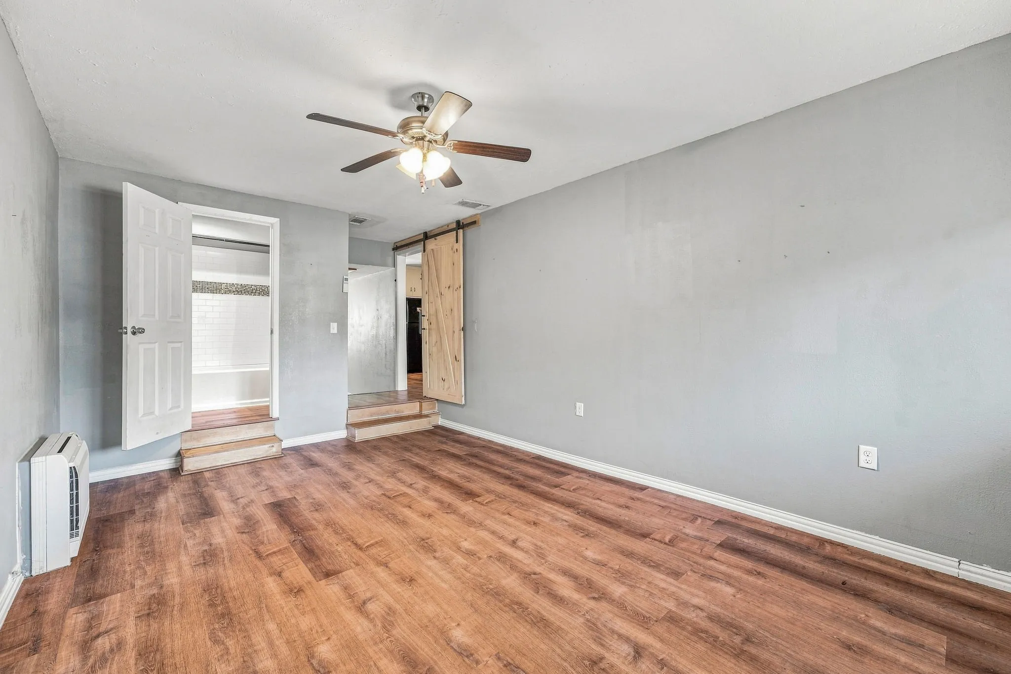 Single Family Residence For Sale in Erath County , 1397 N Estes Street, Stephenville, Texas 76401, 3 Bedroom, 2 Bathroom, Garage spaces, 1,328 Sqft, built in 1963, mls#21378560, Real Estate Agent in Stephenville, Homes For Sale in Erath county, Homes For Sale in Stephenville, Realtor in Stephenville Texas, Real Estate Brokerage Independent Realty Texas, Luminita Cordes Realtor