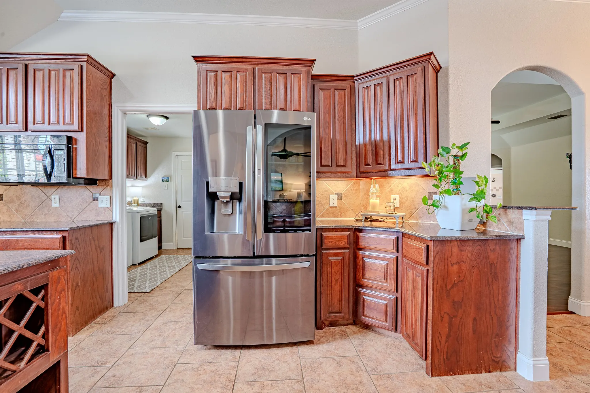 Single Family Residence For Sale in Parker County , 1236 Woodbridge Court, Willow Park, Texas 76087, 4 Bedroom, 3 Bathroom, 3 Garage spaces, 3,006 Sqft, built in 2007, mls#21382252, Real Estate Agent in Willow Park, Homes For Sale in Parker county, Homes For Sale in Willow Park, Realtor in Willow Park Texas, Real Estate Brokerage Independent Realty Texas, Luminita Cordes Realtor