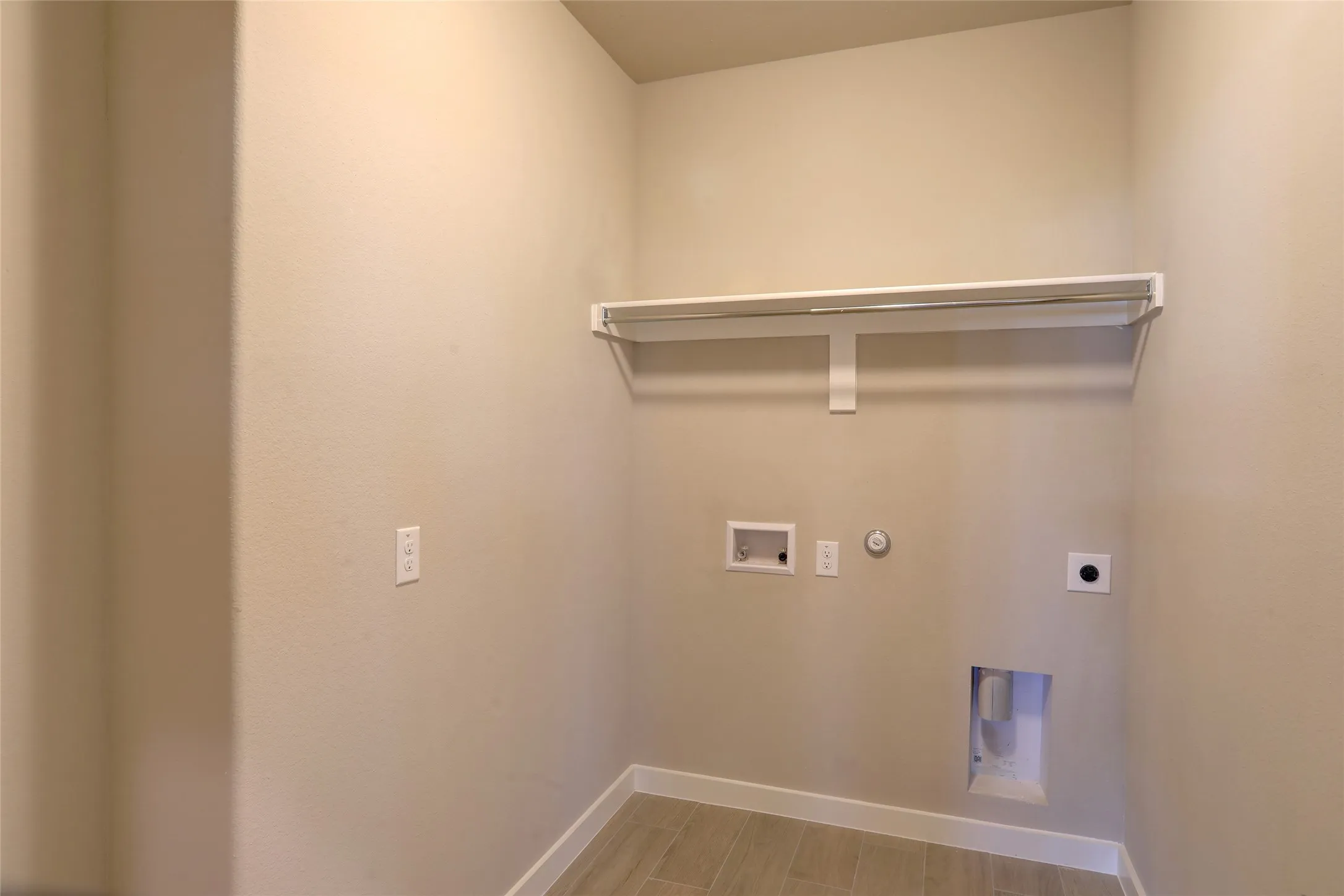 Single Family Residence For Sale in Collin County , 206 Pennington Road, Josephine, Texas 75173, 3 Bedroom, 2 Bathroom, 3 Garage spaces, 1,843 Sqft, built in 2025, mls#21385662, Real Estate Agent in Josephine, Homes For Sale in Collin county, Homes For Sale in Josephine, Realtor in Josephine Texas, Real Estate Brokerage Independent Realty Texas, Luminita Cordes Realtor