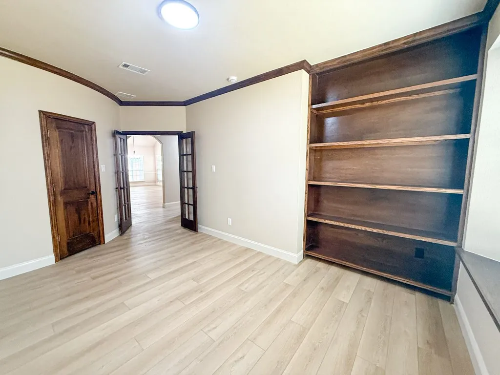 Single Family Residence For Rent in Collin County , 600 Falcon Drive, Prosper, Texas 75078, 5 Bedroom, 4 Bathroom, 3 Garage spaces, 4,359 Sqft, built in 2014, mls#21384290, Real Estate Agent in Prosper, Homes For Rent in Collin county, Homes For Rent in Prosper, Realtor in Prosper Texas, Real Estate Brokerage Independent Realty Texas, Luminita Cordes Realtor