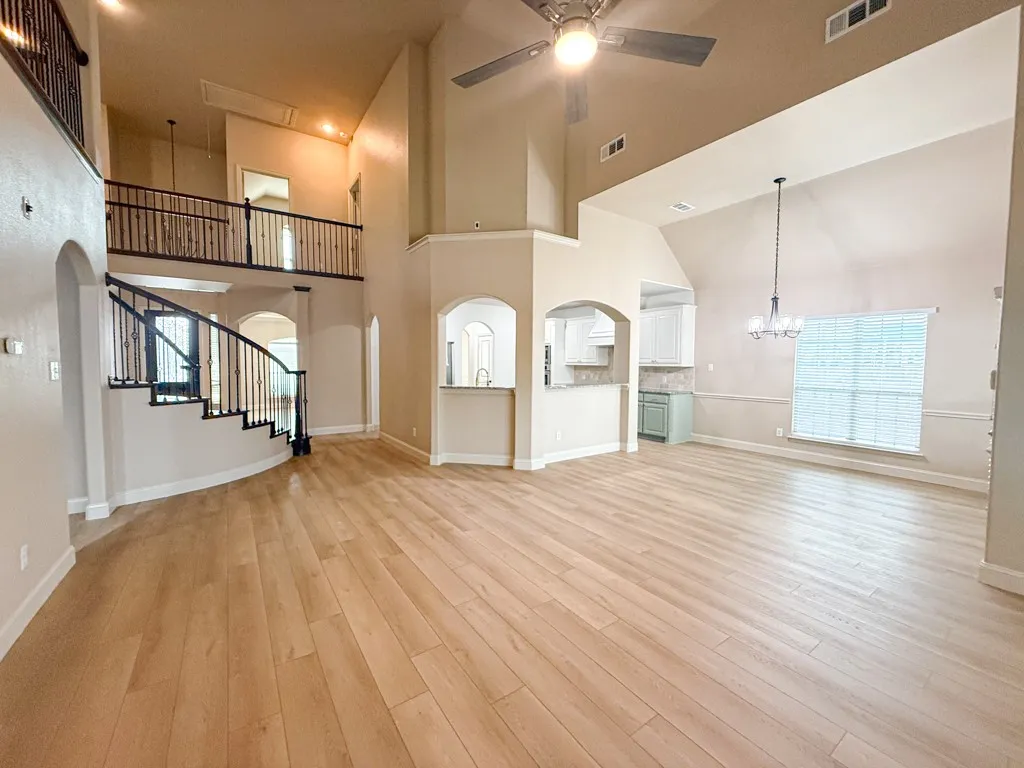 Single Family Residence For Rent in Collin County , 600 Falcon Drive, Prosper, Texas 75078, 5 Bedroom, 4 Bathroom, 3 Garage spaces, 4,359 Sqft, built in 2014, mls#21384290, Real Estate Agent in Prosper, Homes For Rent in Collin county, Homes For Rent in Prosper, Realtor in Prosper Texas, Real Estate Brokerage Independent Realty Texas, Luminita Cordes Realtor