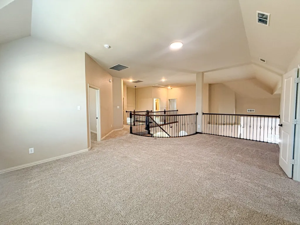Single Family Residence For Rent in Collin County , 600 Falcon Drive, Prosper, Texas 75078, 5 Bedroom, 4 Bathroom, 3 Garage spaces, 4,359 Sqft, built in 2014, mls#21384290, Real Estate Agent in Prosper, Homes For Rent in Collin county, Homes For Rent in Prosper, Realtor in Prosper Texas, Real Estate Brokerage Independent Realty Texas, Luminita Cordes Realtor