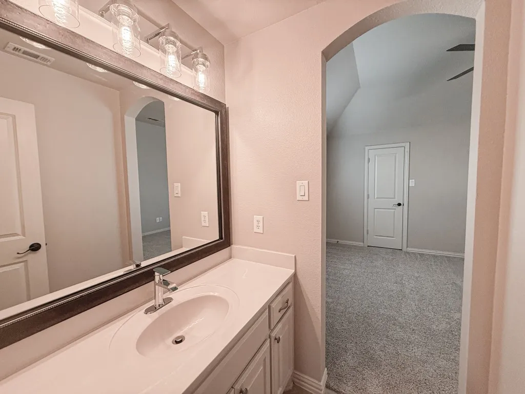 Single Family Residence For Rent in Collin County , 600 Falcon Drive, Prosper, Texas 75078, 5 Bedroom, 4 Bathroom, 3 Garage spaces, 4,359 Sqft, built in 2014, mls#21384290, Real Estate Agent in Prosper, Homes For Rent in Collin county, Homes For Rent in Prosper, Realtor in Prosper Texas, Real Estate Brokerage Independent Realty Texas, Luminita Cordes Realtor