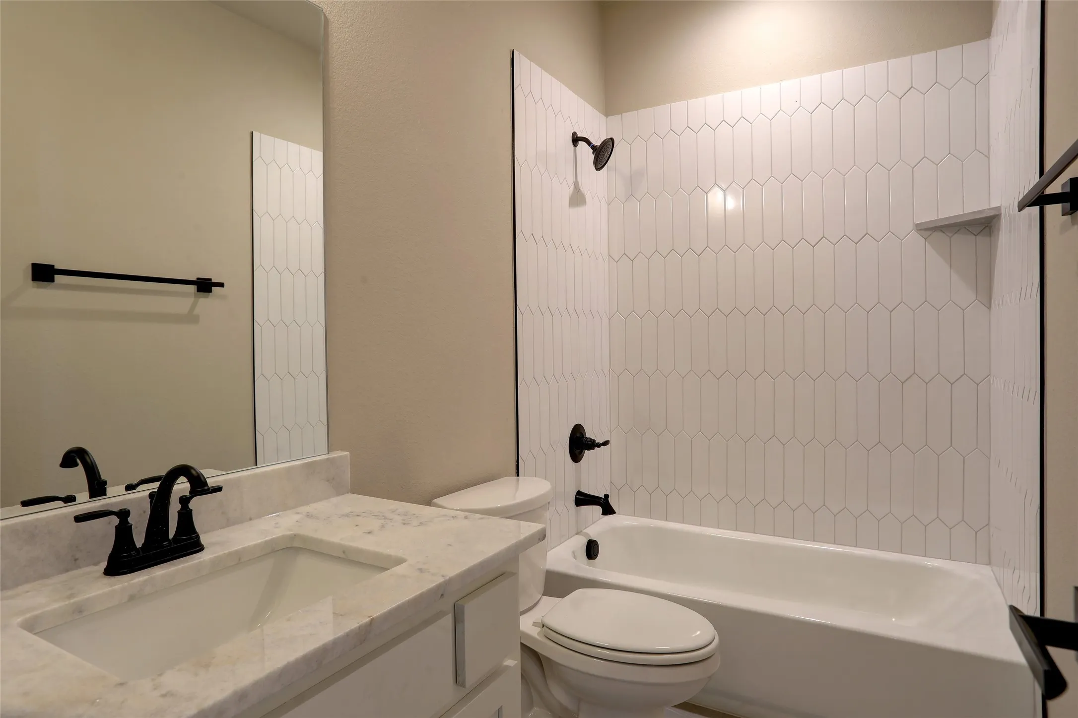 Single Family Residence For Sale in Collin County , 208 Pennington Road, Josephine, Texas 75173, 3 Bedroom, 2 Bathroom, 3 Garage spaces, 1,803 Sqft, built in 2025, mls#21385678, Real Estate Agent in Josephine, Homes For Sale in Collin county, Homes For Sale in Josephine, Realtor in Josephine Texas, Real Estate Brokerage Independent Realty Texas, Luminita Cordes Realtor