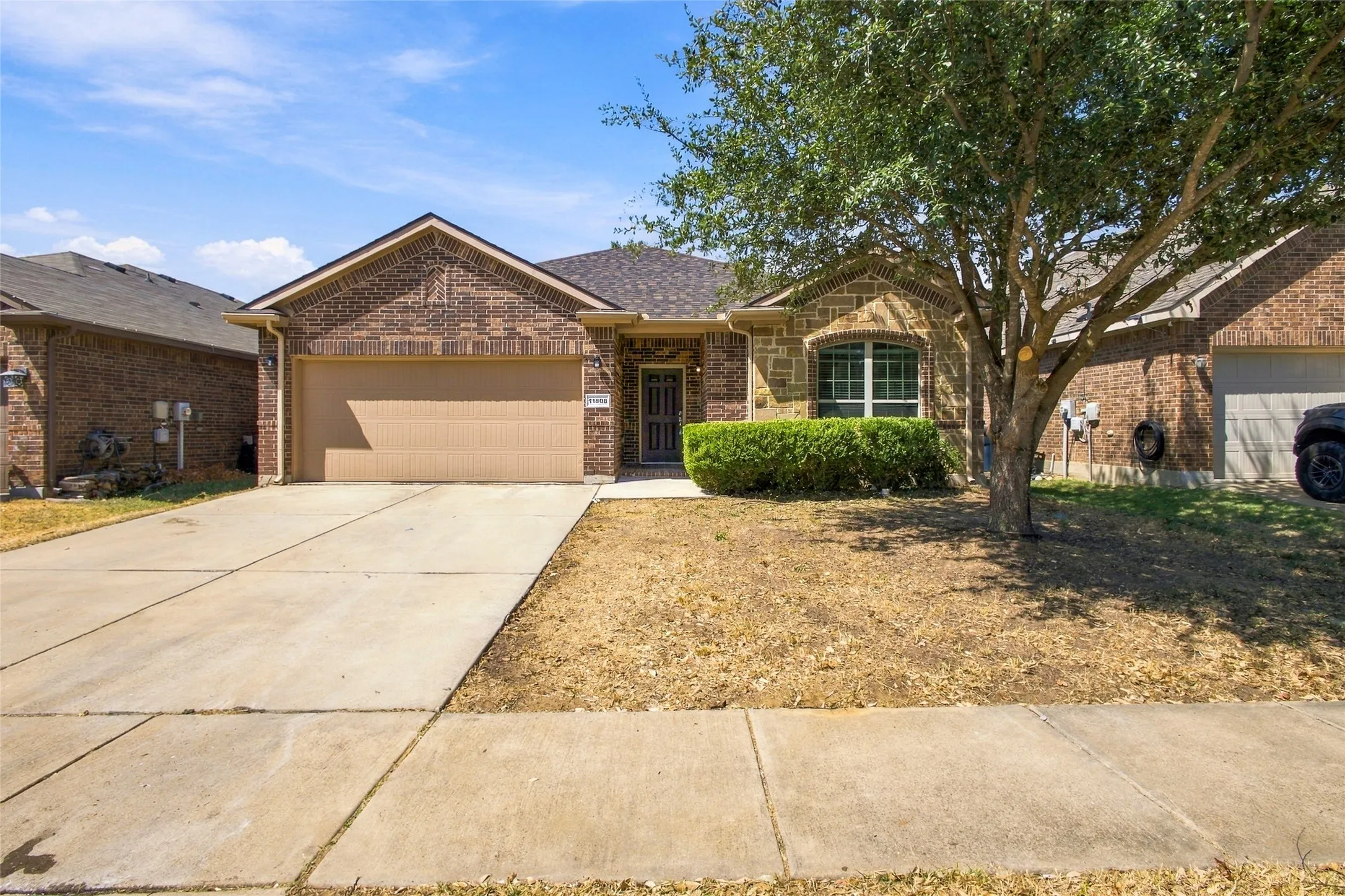 Single Family Residence For Sale in Tarrant County , 11808 Anna Grace Drive, Fort Worth, Texas 76028, 3 Bedroom, 2 Bathroom, 2 Garage spaces, 1,583 Sqft, built in 2014, mls#21384949, Real Estate Agent in Fort Worth, Homes For Sale in Tarrant county, Homes For Sale in Fort Worth, Realtor in Fort Worth Texas, Real Estate Brokerage Independent Realty Texas, Luminita Cordes Realtor