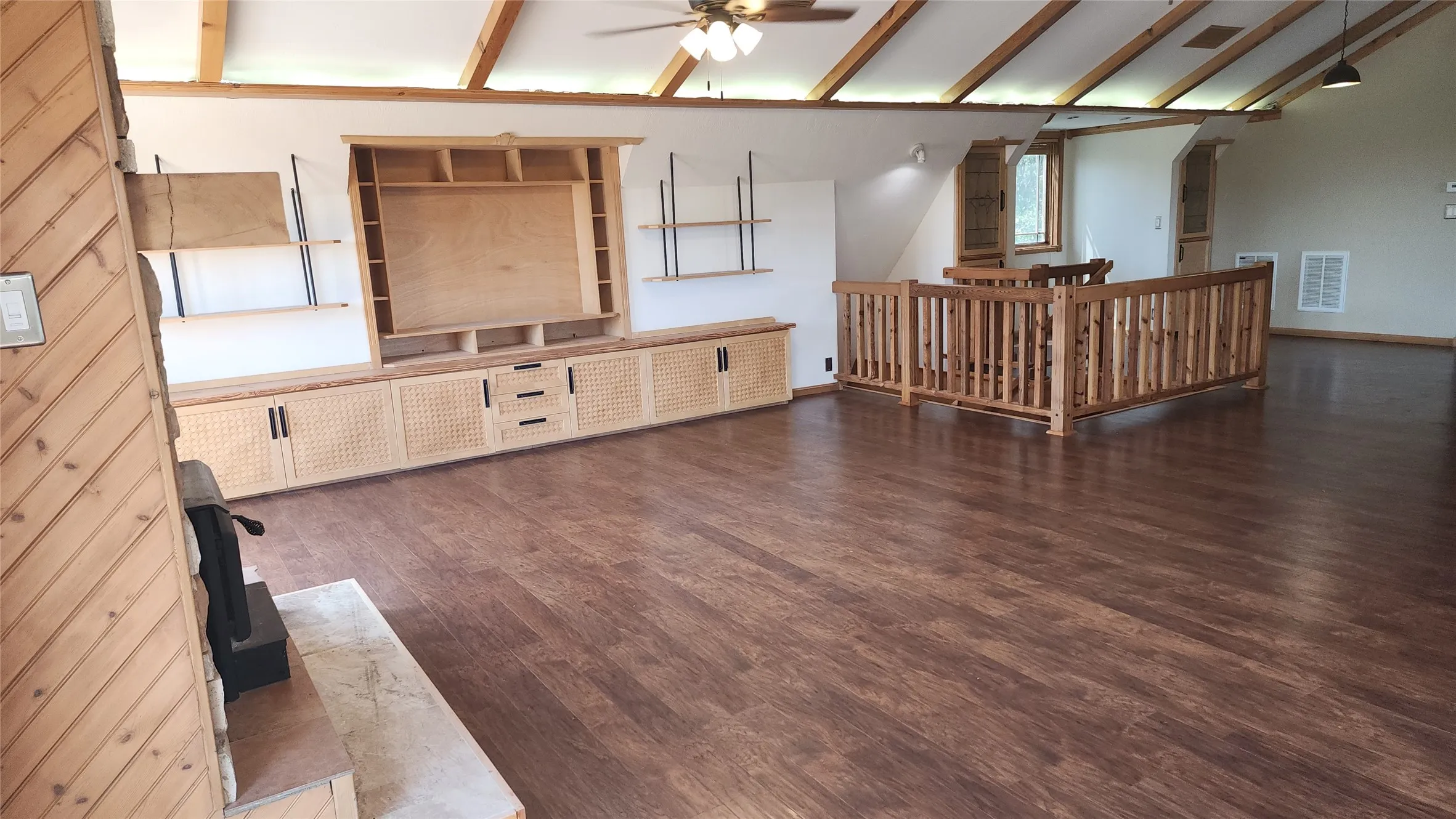 Single Family Residence For Sale in Eastland County , 1992 County Road 330, Eastland, Texas 76448, 4 Bedroom, 2 Bathroom, 1 Garage spaces, 2,262 Sqft, built in 2012, mls#21385682, Real Estate Agent in Eastland, Homes For Sale in Eastland county, Homes For Sale in Eastland, Realtor in Eastland Texas, Real Estate Brokerage Independent Realty Texas, Luminita Cordes Realtor