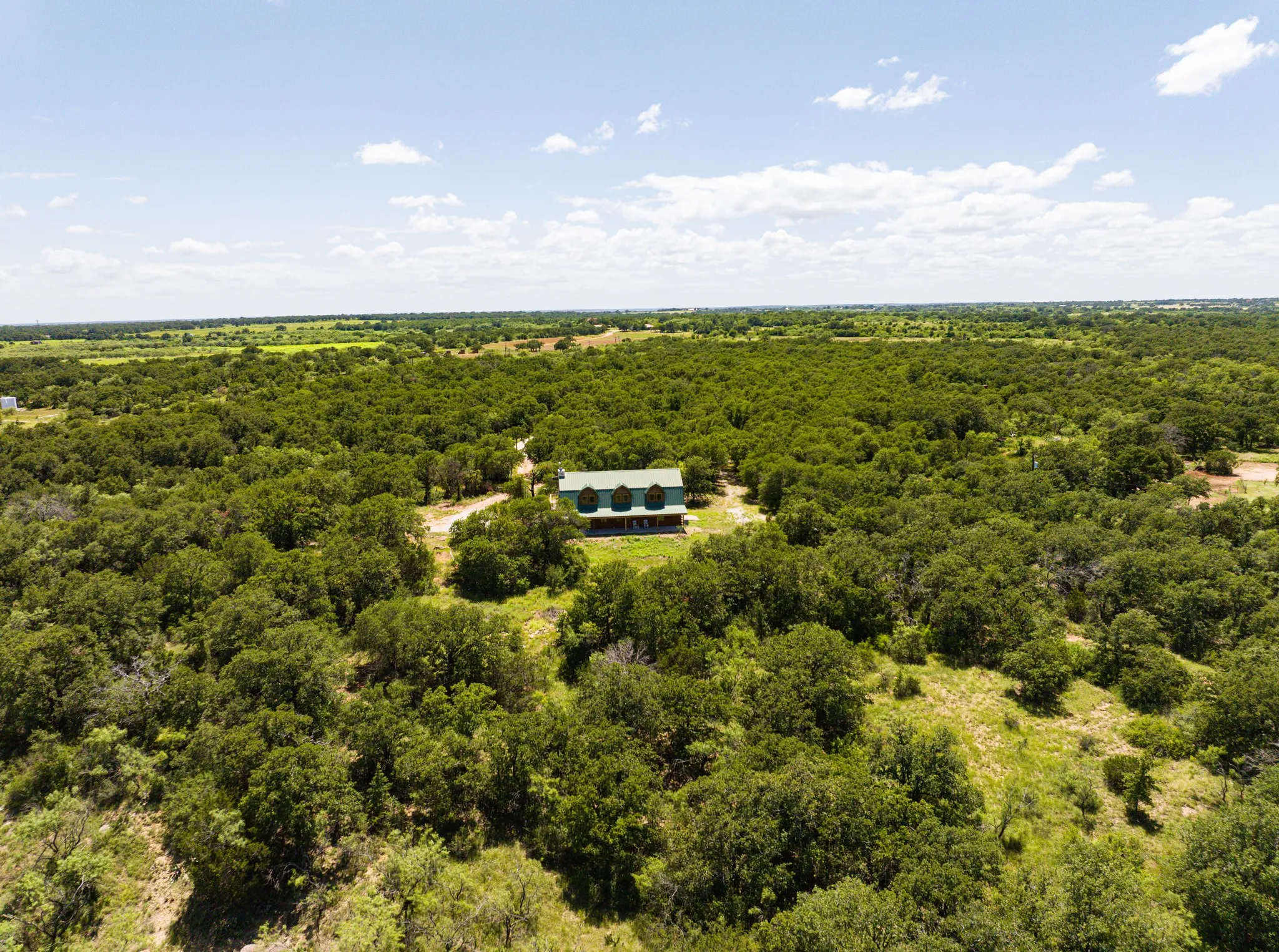 Single Family Residence For Sale in Eastland County , 1992 County Road 330, Eastland, Texas 76448, 4 Bedroom, 2 Bathroom, 1 Garage spaces, 2,262 Sqft, built in 2012, mls#21385682, Real Estate Agent in Eastland, Homes For Sale in Eastland county, Homes For Sale in Eastland, Realtor in Eastland Texas, Real Estate Brokerage Independent Realty Texas, Luminita Cordes Realtor