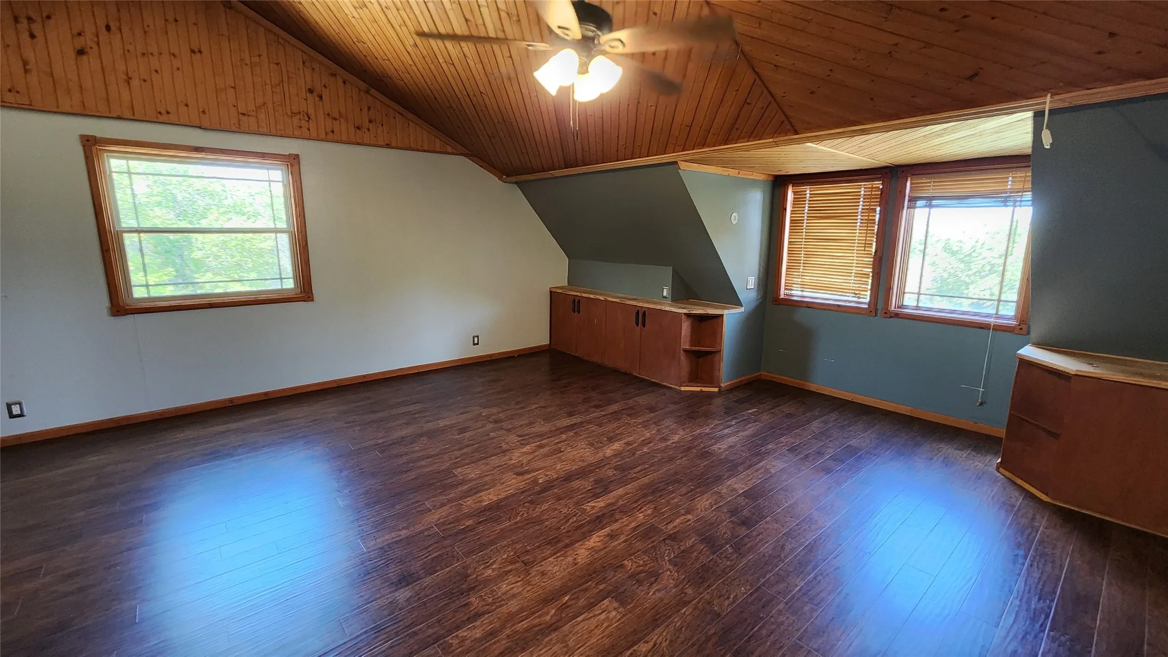 Single Family Residence For Sale in Eastland County , 1992 County Road 330, Eastland, Texas 76448, 4 Bedroom, 2 Bathroom, 1 Garage spaces, 2,262 Sqft, built in 2012, mls#21385682, Real Estate Agent in Eastland, Homes For Sale in Eastland county, Homes For Sale in Eastland, Realtor in Eastland Texas, Real Estate Brokerage Independent Realty Texas, Luminita Cordes Realtor