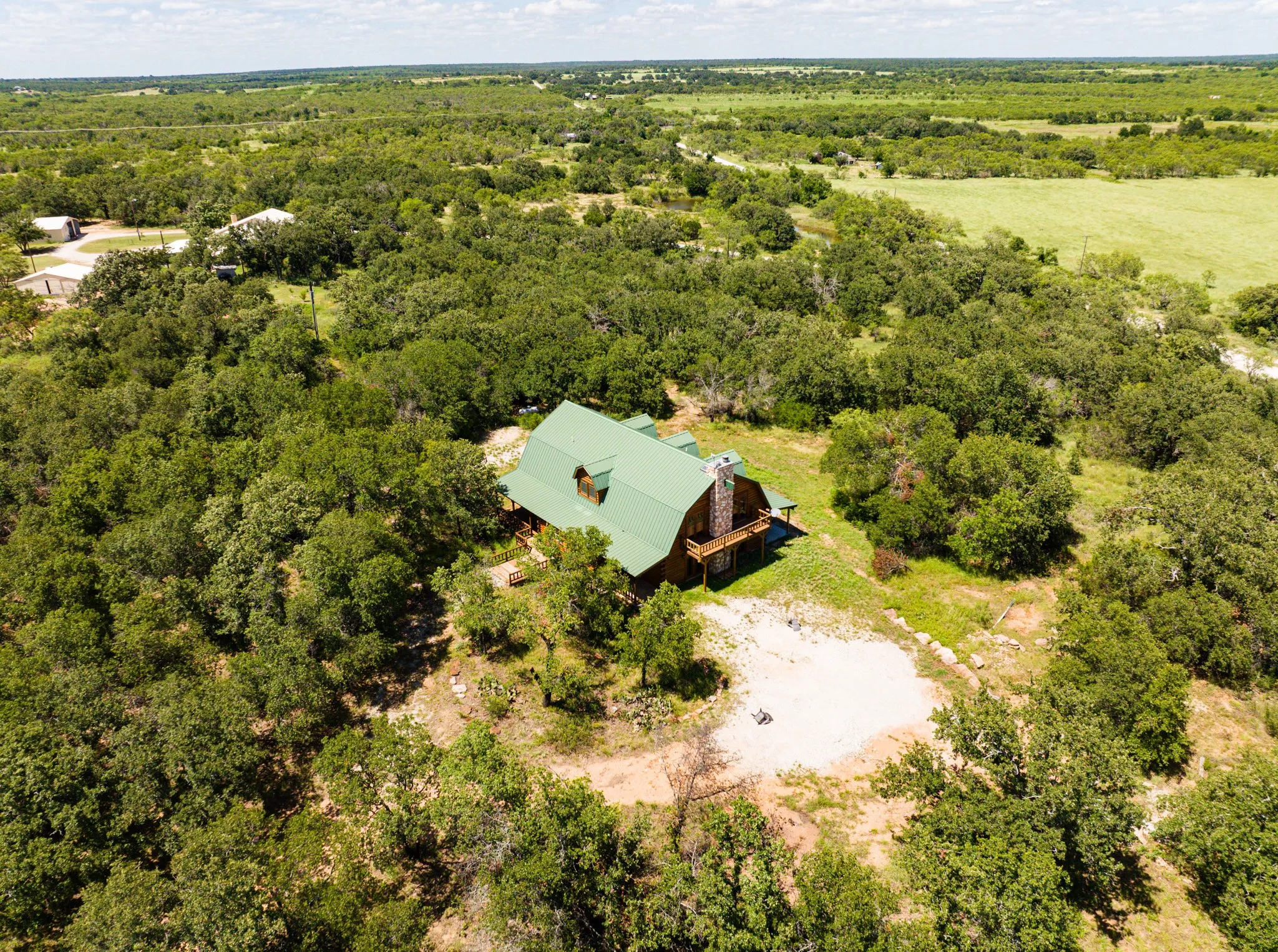 Single Family Residence For Sale in Eastland County , 1992 County Road 330, Eastland, Texas 76448, 4 Bedroom, 2 Bathroom, 1 Garage spaces, 2,262 Sqft, built in 2012, mls#21385682, Real Estate Agent in Eastland, Homes For Sale in Eastland county, Homes For Sale in Eastland, Realtor in Eastland Texas, Real Estate Brokerage Independent Realty Texas, Luminita Cordes Realtor