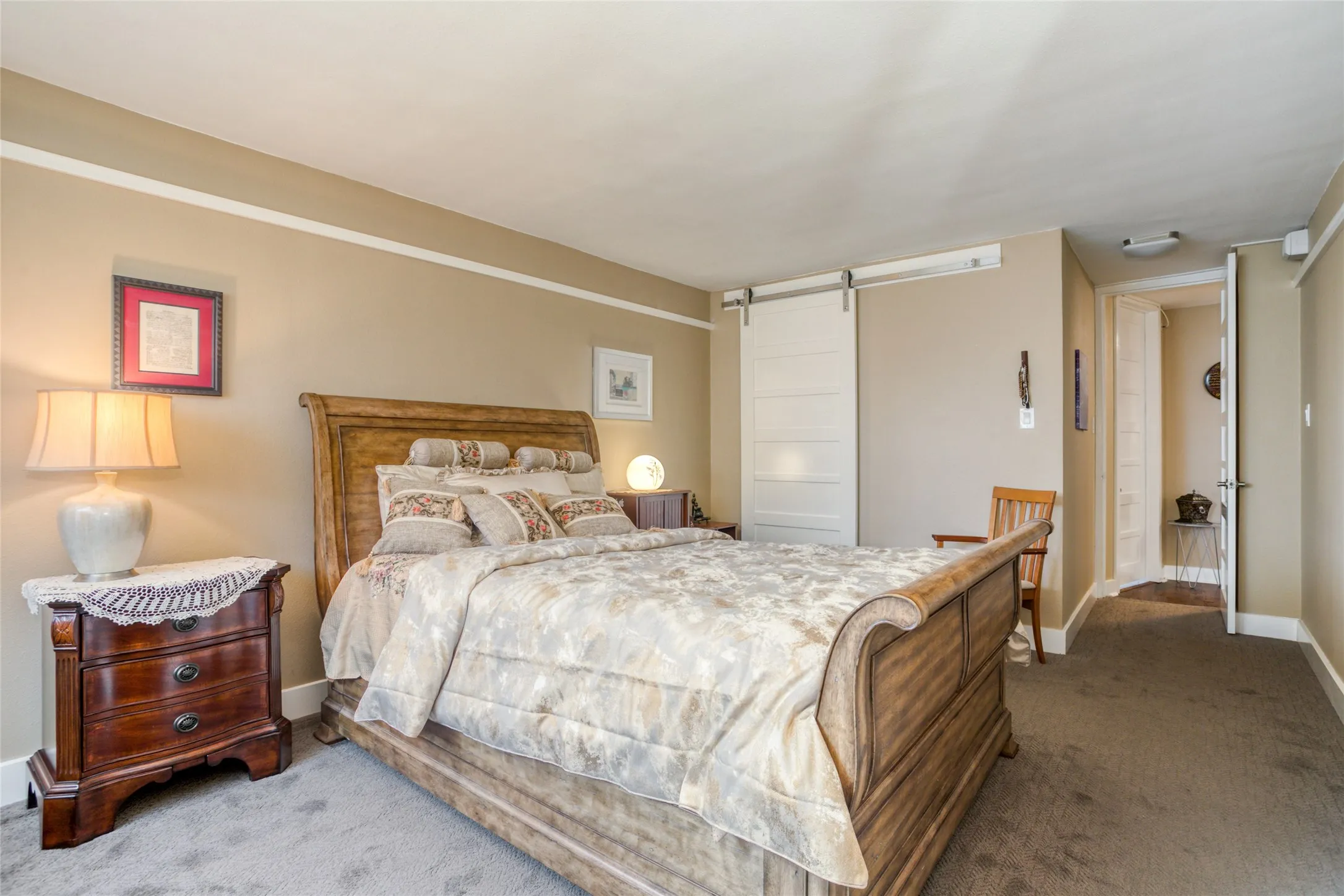Condominium For Rent in Dallas County , 3883 Turtle Creek Boulevard 1811, Dallas, Texas 75219, 1 Bedroom, 1 Bathroom, 1 Garage spaces, 774 Sqft, built in 1963, mls#21385547, Real Estate Agent in Dallas, Homes For Rent in Dallas county, Homes For Rent in Dallas, Realtor in Dallas Texas, Real Estate Brokerage Independent Realty Texas, Luminita Cordes Realtor