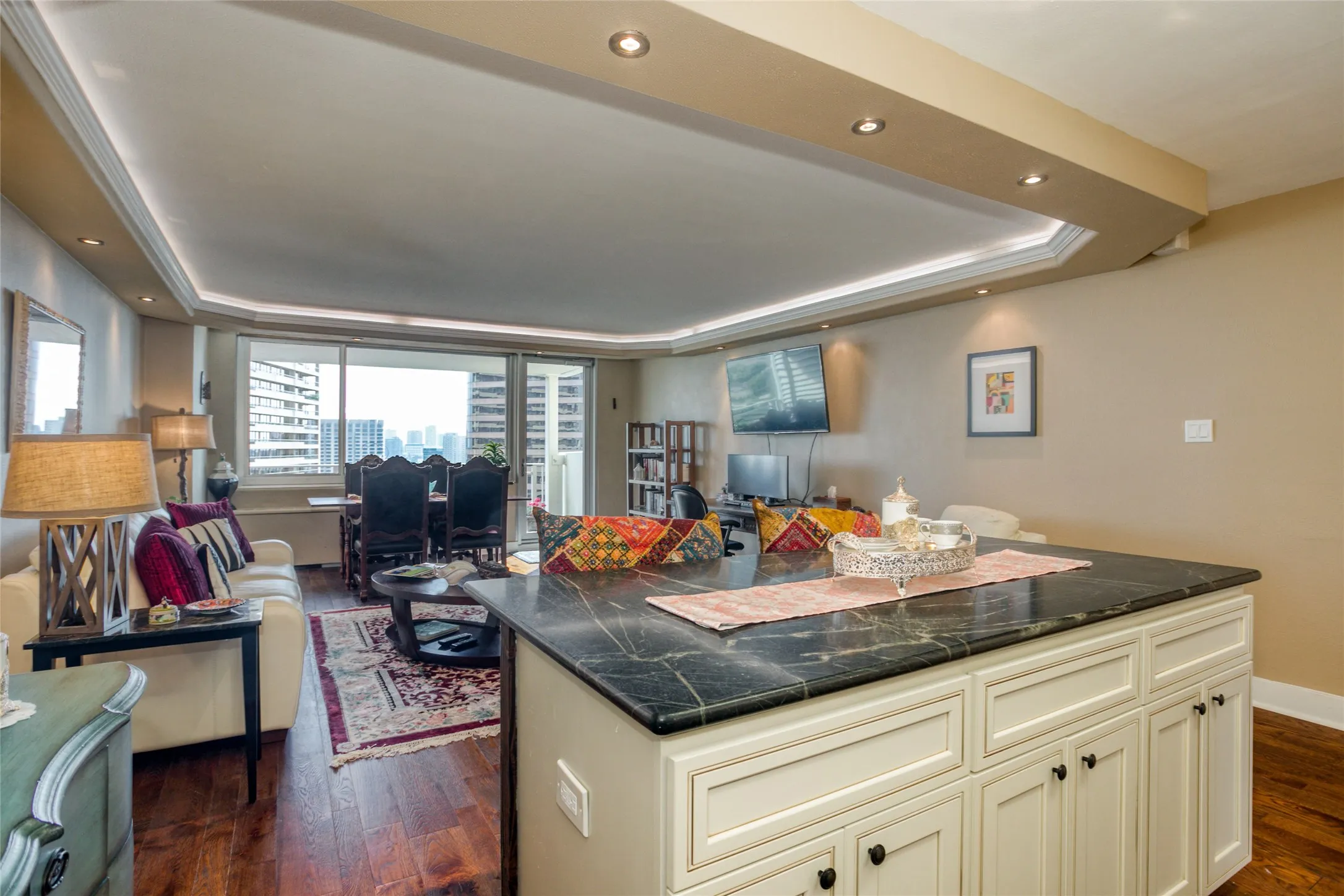 Condominium For Rent in Dallas County , 3883 Turtle Creek Boulevard 1811, Dallas, Texas 75219, 1 Bedroom, 1 Bathroom, 1 Garage spaces, 774 Sqft, built in 1963, mls#21385547, Real Estate Agent in Dallas, Homes For Rent in Dallas county, Homes For Rent in Dallas, Realtor in Dallas Texas, Real Estate Brokerage Independent Realty Texas, Luminita Cordes Realtor