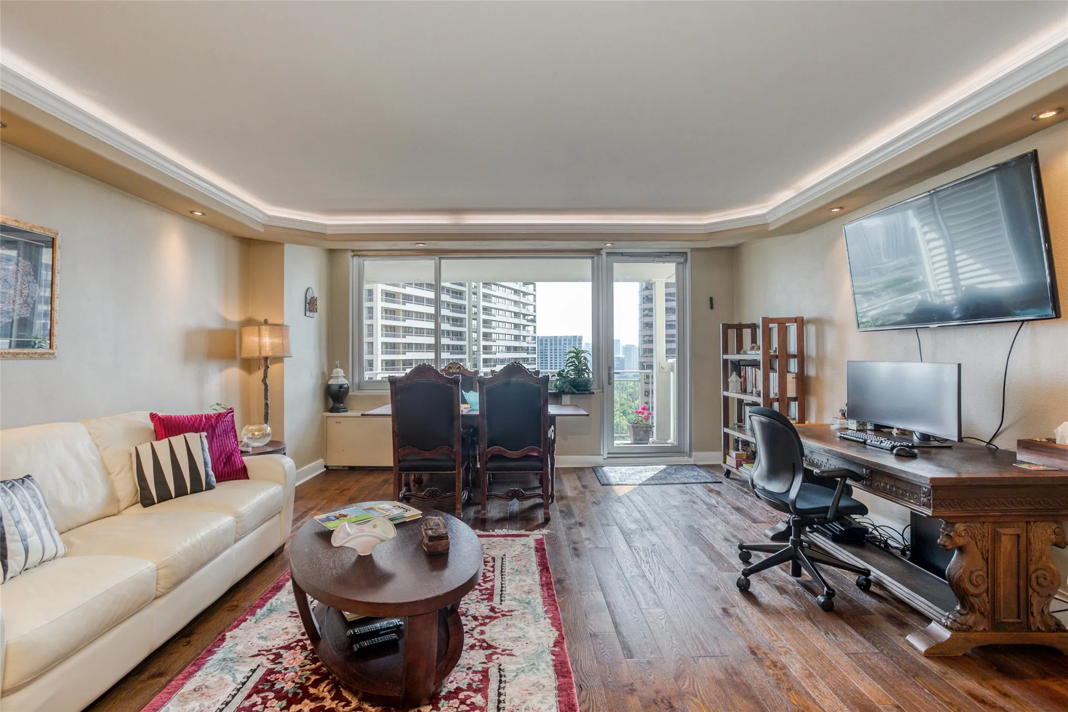 Condominium For Rent in Dallas County , 3883 Turtle Creek Boulevard 1811, Dallas, Texas 75219, 1 Bedroom, 1 Bathroom, 1 Garage spaces, 774 Sqft, built in 1963, mls#21385547, Real Estate Agent in Dallas, Homes For Rent in Dallas county, Homes For Rent in Dallas, Realtor in Dallas Texas, Real Estate Brokerage Independent Realty Texas, Luminita Cordes Realtor