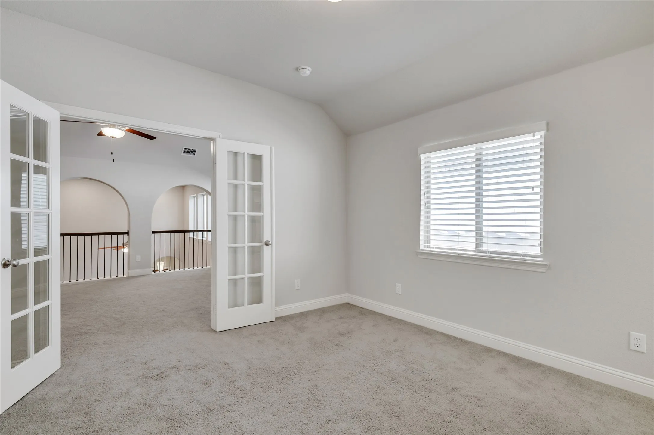 Single Family Residence For Rent in Denton County , 620 Surrey Lane, Flower Mound, Texas 75022, 4 Bedroom, 3 Bathroom, 2 Garage spaces, 2,553 Sqft, built in 2015, mls#21383290, Real Estate Agent in Flower Mound, Homes For Rent in Denton county, Homes For Rent in Flower Mound, Realtor in Flower Mound Texas, Real Estate Brokerage Independent Realty Texas, Luminita Cordes Realtor