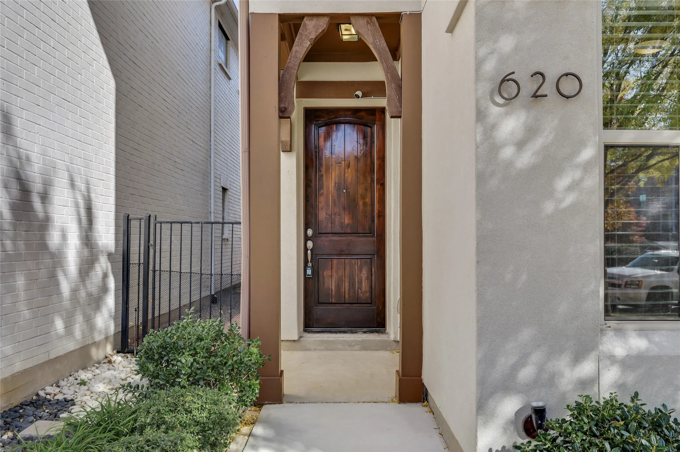 Single Family Residence For Rent in Denton County , 620 Surrey Lane, Flower Mound, Texas 75022, 4 Bedroom, 3 Bathroom, 2 Garage spaces, 2,553 Sqft, built in 2015, mls#21383290, Real Estate Agent in Flower Mound, Homes For Rent in Denton county, Homes For Rent in Flower Mound, Realtor in Flower Mound Texas, Real Estate Brokerage Independent Realty Texas, Luminita Cordes Realtor