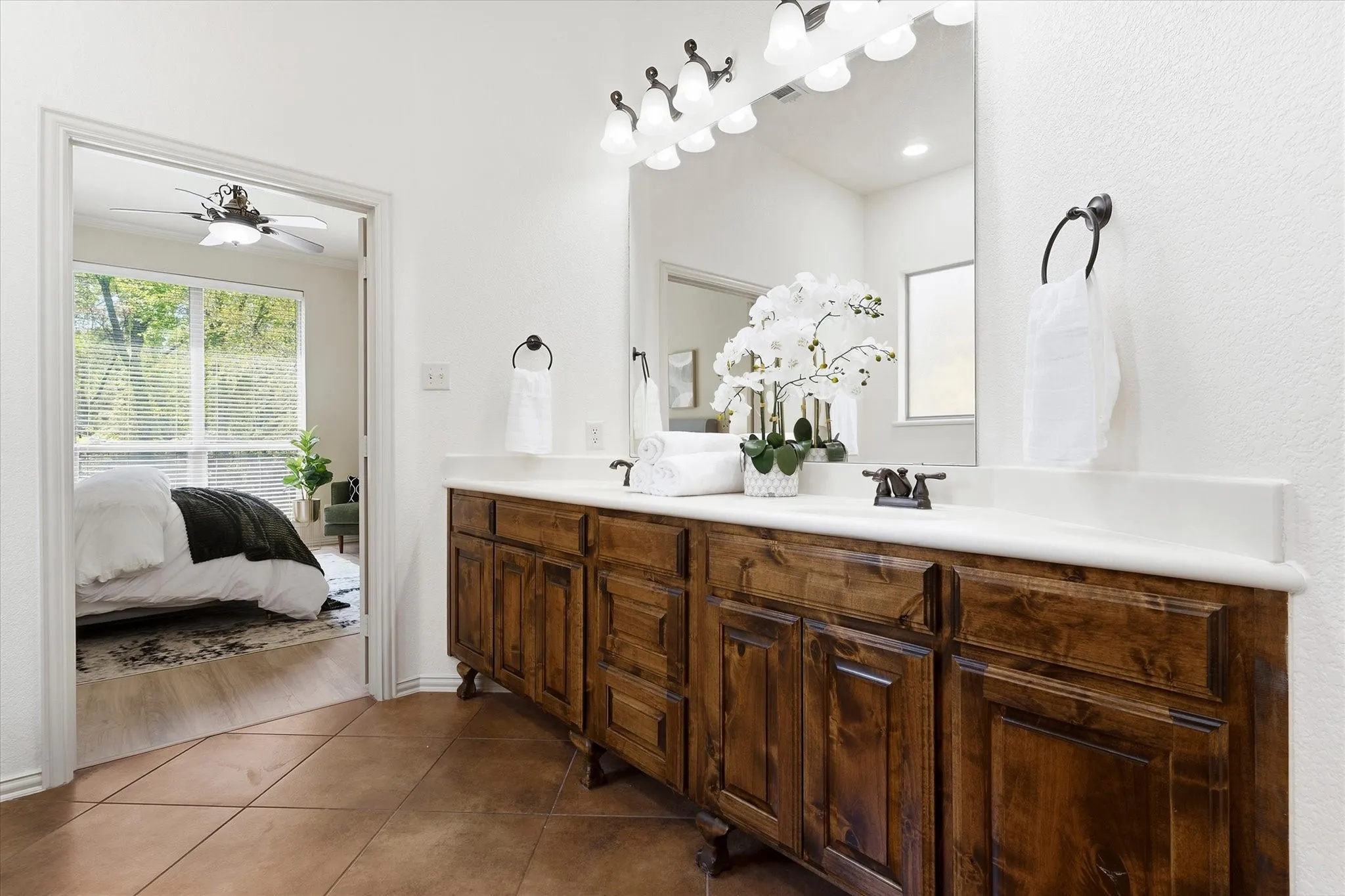 Single Family Residence For Sale in Tarrant County , 9300 Wood Duck Drive, Fort Worth, Texas 76118, 4 Bedroom, 4 Bathroom, 3 Garage spaces, 3,115 Sqft, built in 2009, mls#21383697, Real Estate Agent in Fort Worth, Homes For Sale in Tarrant county, Homes For Sale in Fort Worth, Realtor in Fort Worth Texas, Real Estate Brokerage Independent Realty Texas, Luminita Cordes Realtor