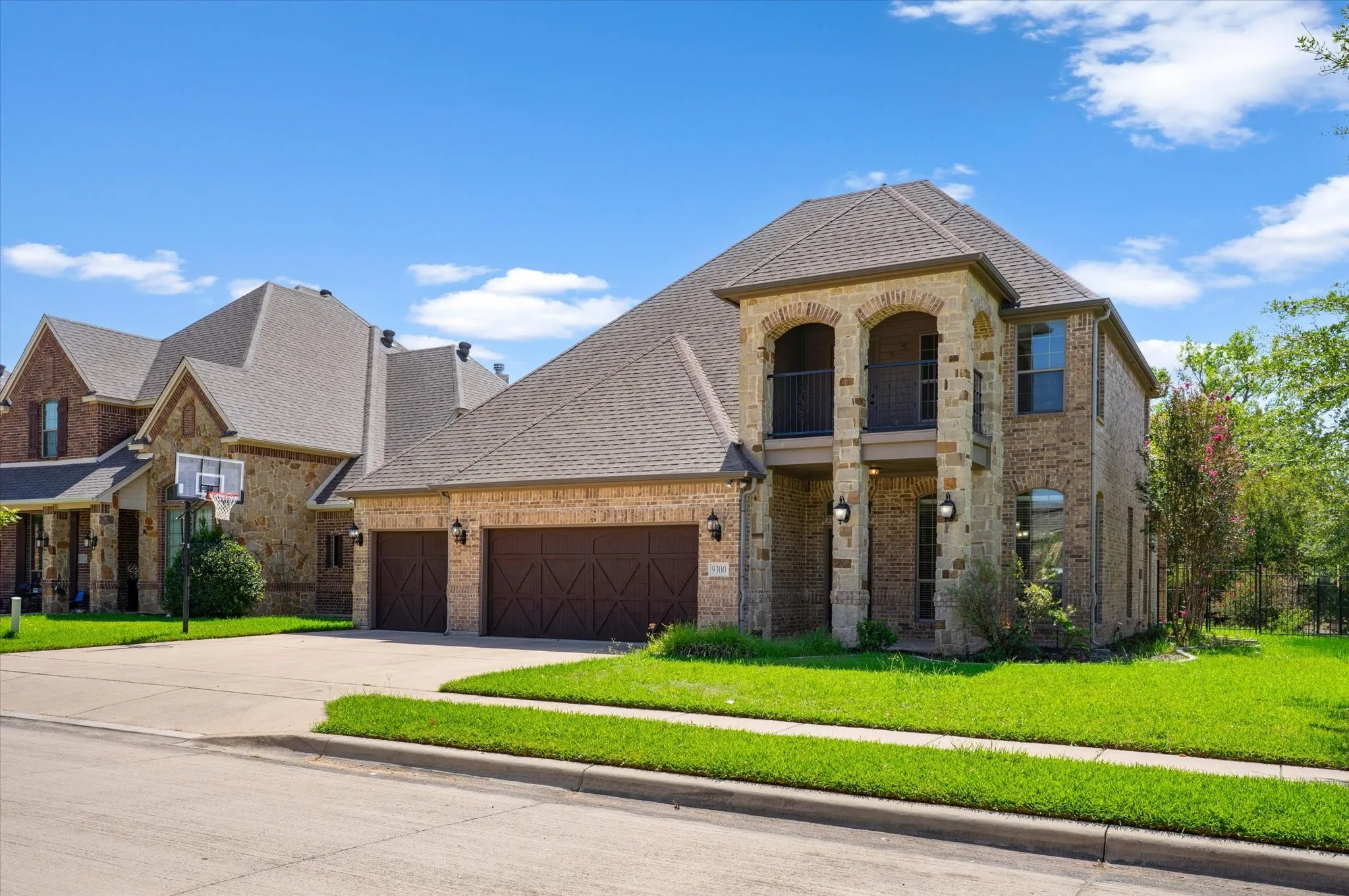 Single Family Residence For Sale in Tarrant County , 9300 Wood Duck Drive, Fort Worth, Texas 76118, 4 Bedroom, 4 Bathroom, 3 Garage spaces, 3,115 Sqft, built in 2009, mls#21383697, Real Estate Agent in Fort Worth, Homes For Sale in Tarrant county, Homes For Sale in Fort Worth, Realtor in Fort Worth Texas, Real Estate Brokerage Independent Realty Texas, Luminita Cordes Realtor