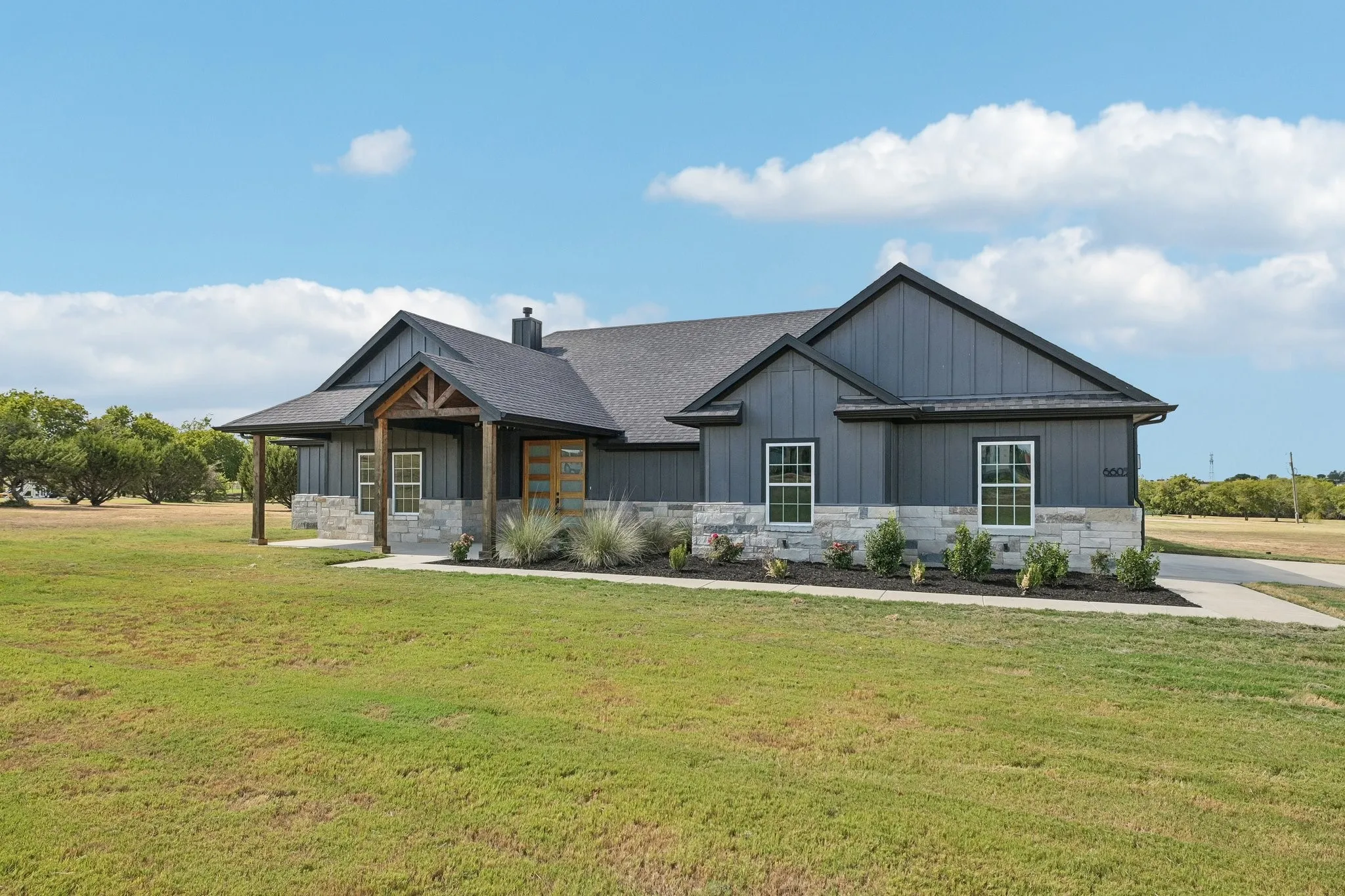 Single Family Residence For Sale in Johnson County , 6605 Buffalo Ridge Circle, Godley, Texas 76044, 4 Bedroom, 3 Bathroom, 2 Garage spaces, 2,378 Sqft, built in 2024, mls#21384759, Real Estate Agent in Godley, Homes For Sale in Johnson county, Homes For Sale in Godley, Realtor in Godley Texas, Real Estate Brokerage Independent Realty Texas, Luminita Cordes Realtor