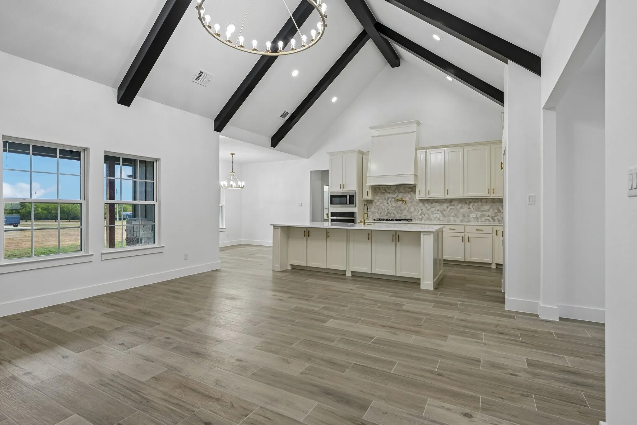 Single Family Residence For Sale in Johnson County , 6605 Buffalo Ridge Circle, Godley, Texas 76044, 4 Bedroom, 3 Bathroom, 2 Garage spaces, 2,378 Sqft, built in 2024, mls#21384759, Real Estate Agent in Godley, Homes For Sale in Johnson county, Homes For Sale in Godley, Realtor in Godley Texas, Real Estate Brokerage Independent Realty Texas, Luminita Cordes Realtor