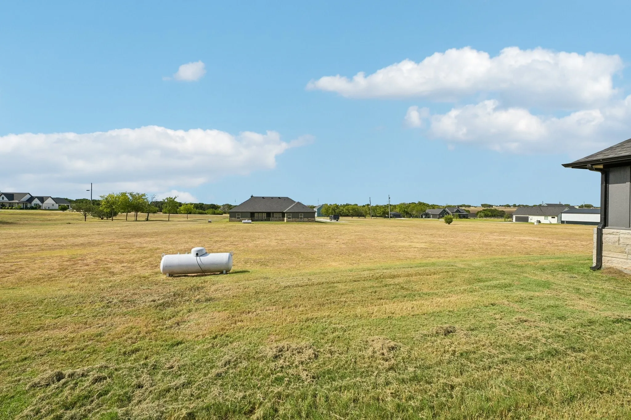 Single Family Residence For Sale in Johnson County , 6605 Buffalo Ridge Circle, Godley, Texas 76044, 4 Bedroom, 3 Bathroom, 2 Garage spaces, 2,378 Sqft, built in 2024, mls#21384759, Real Estate Agent in Godley, Homes For Sale in Johnson county, Homes For Sale in Godley, Realtor in Godley Texas, Real Estate Brokerage Independent Realty Texas, Luminita Cordes Realtor
