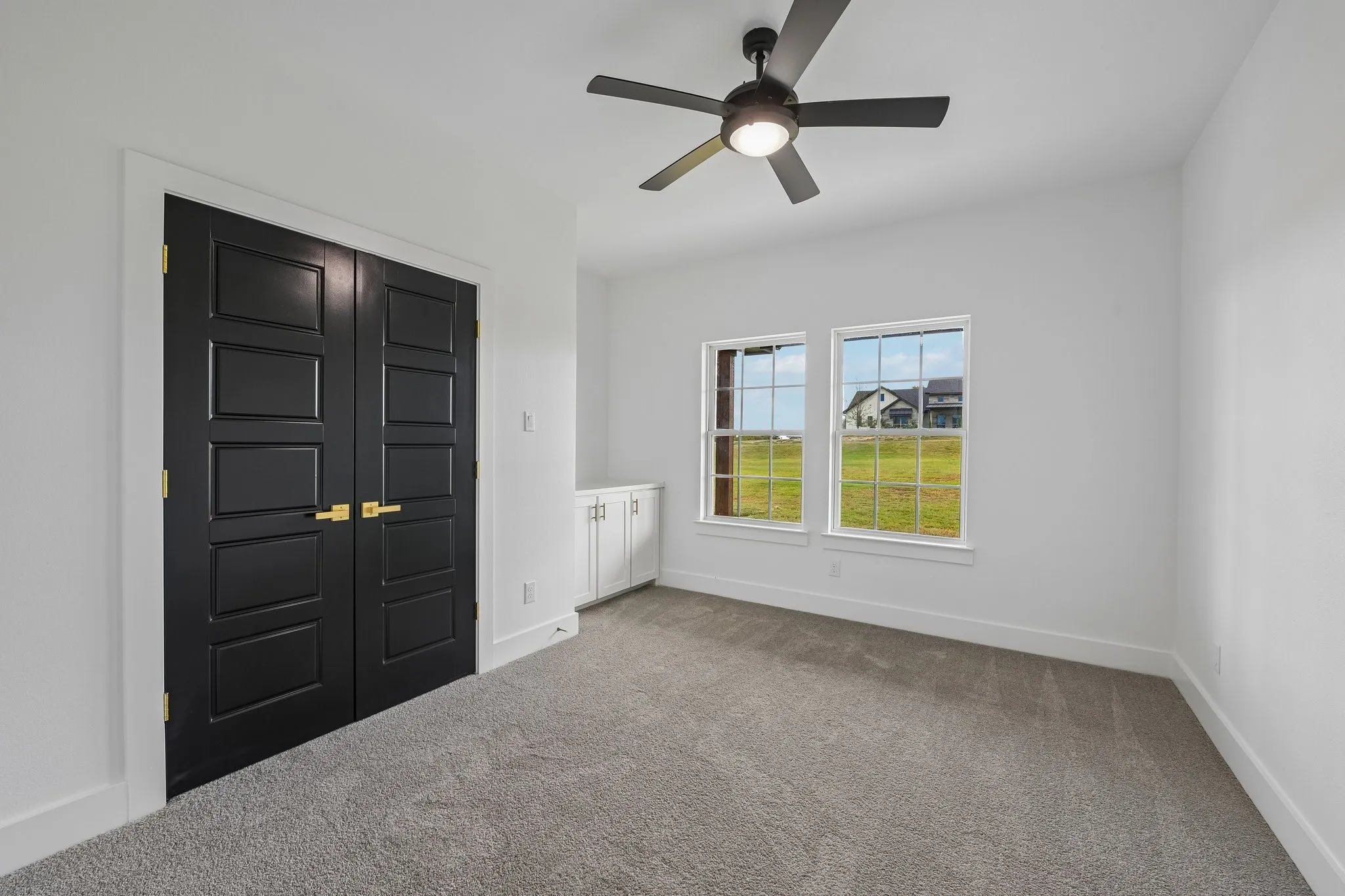 Single Family Residence For Sale in Johnson County , 6605 Buffalo Ridge Circle, Godley, Texas 76044, 4 Bedroom, 3 Bathroom, 2 Garage spaces, 2,378 Sqft, built in 2024, mls#21384759, Real Estate Agent in Godley, Homes For Sale in Johnson county, Homes For Sale in Godley, Realtor in Godley Texas, Real Estate Brokerage Independent Realty Texas, Luminita Cordes Realtor