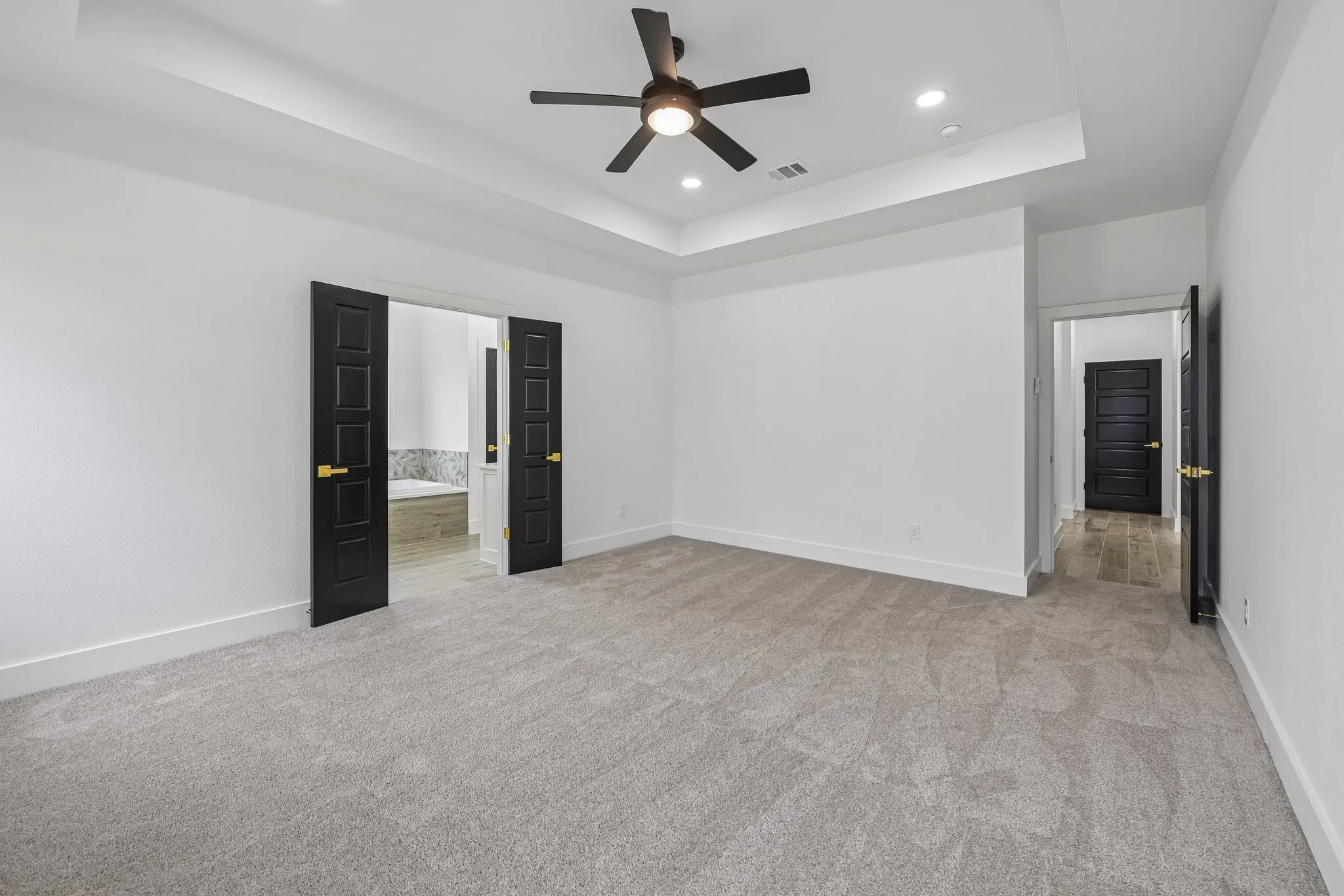 Single Family Residence For Sale in Johnson County , 6605 Buffalo Ridge Circle, Godley, Texas 76044, 4 Bedroom, 3 Bathroom, 2 Garage spaces, 2,378 Sqft, built in 2024, mls#21384759, Real Estate Agent in Godley, Homes For Sale in Johnson county, Homes For Sale in Godley, Realtor in Godley Texas, Real Estate Brokerage Independent Realty Texas, Luminita Cordes Realtor