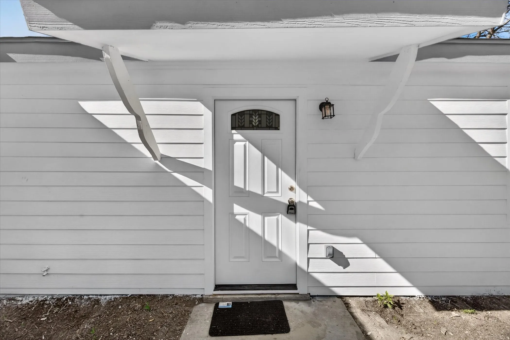 Single Family Residence For Rent in Johnson County , 537 NW King Street, Burleson, Texas 76028, 4 Bedroom, 2 Bathroom, Garage spaces, 1,398 Sqft, built in 1961, mls#21385709, Real Estate Agent in Burleson, Homes For Rent in Johnson county, Homes For Rent in Burleson, Realtor in Burleson Texas, Real Estate Brokerage Independent Realty Texas, Luminita Cordes Realtor