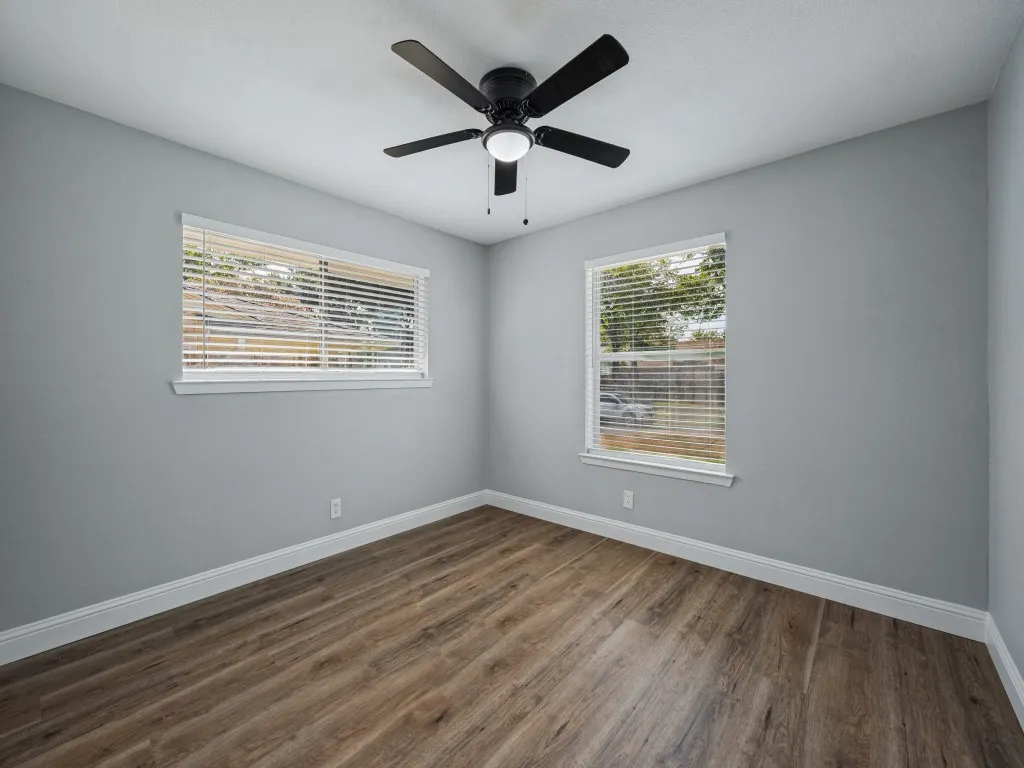 Single Family Residence For Sale in Dallas County , 1805 Bardfield Avenue, Garland, Texas 75041, 3 Bedroom, 2 Bathroom, 2 Garage spaces, 1,530 Sqft, built in 1965, mls#21383034, Real Estate Agent in Garland, Homes For Sale in Dallas county, Homes For Sale in Garland, Realtor in Garland Texas, Real Estate Brokerage Independent Realty Texas, Luminita Cordes Realtor