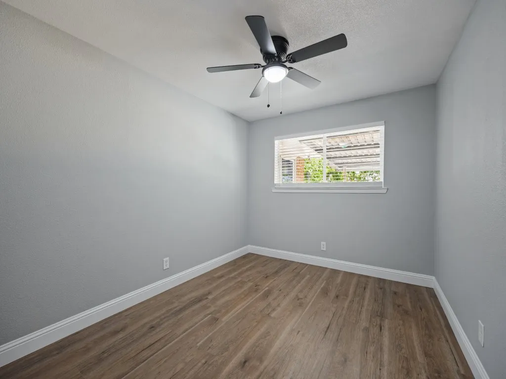 Single Family Residence For Sale in Dallas County , 1805 Bardfield Avenue, Garland, Texas 75041, 3 Bedroom, 2 Bathroom, 2 Garage spaces, 1,530 Sqft, built in 1965, mls#21383034, Real Estate Agent in Garland, Homes For Sale in Dallas county, Homes For Sale in Garland, Realtor in Garland Texas, Real Estate Brokerage Independent Realty Texas, Luminita Cordes Realtor