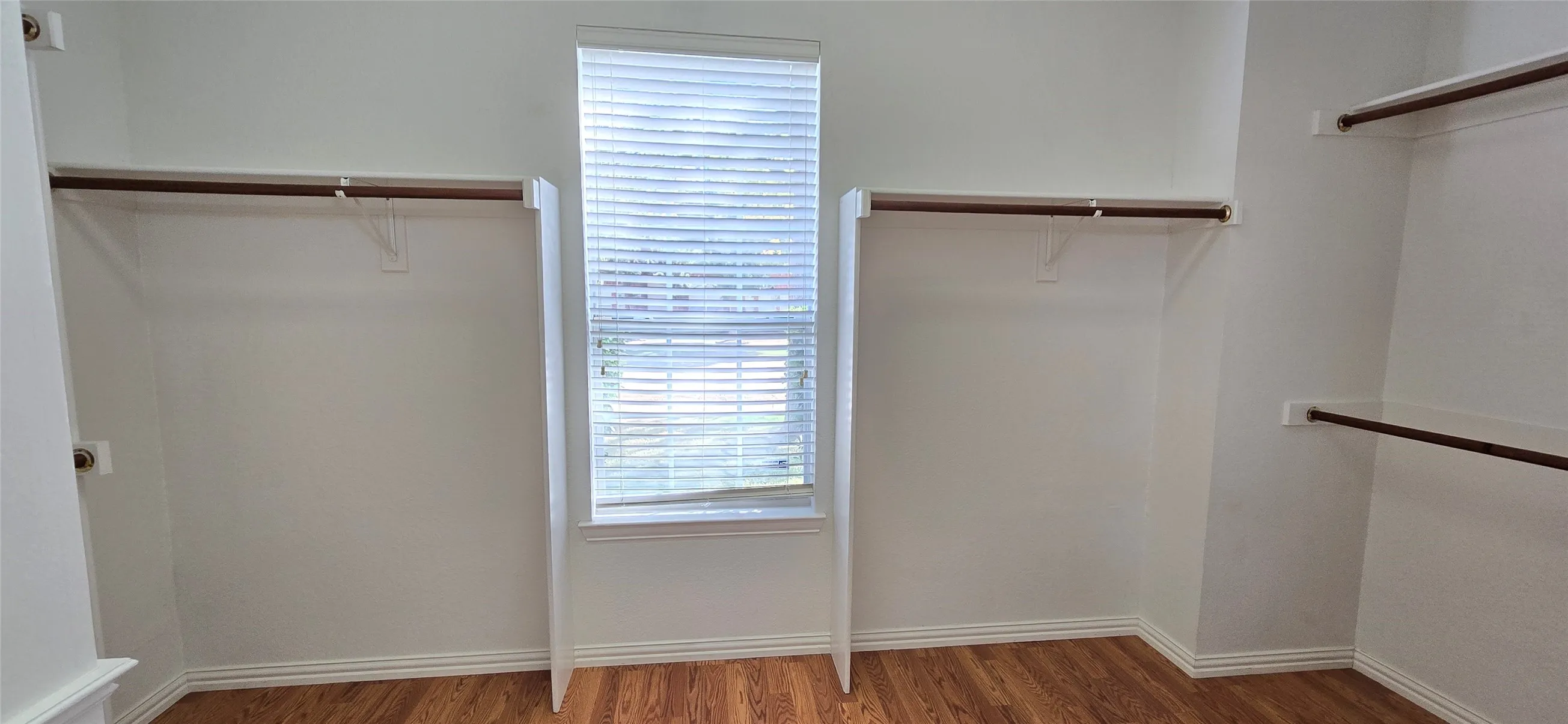 Single Family Residence For Rent in Collin County , 3509 Dripping Springs Drive, Plano, Texas 75025, 4 Bedroom, 3 Bathroom, 2 Garage spaces, 3,072 Sqft, built in 2000, mls#21385296, Real Estate Agent in Plano, Homes For Rent in Collin county, Homes For Rent in Plano, Realtor in Plano Texas, Real Estate Brokerage Independent Realty Texas, Luminita Cordes Realtor