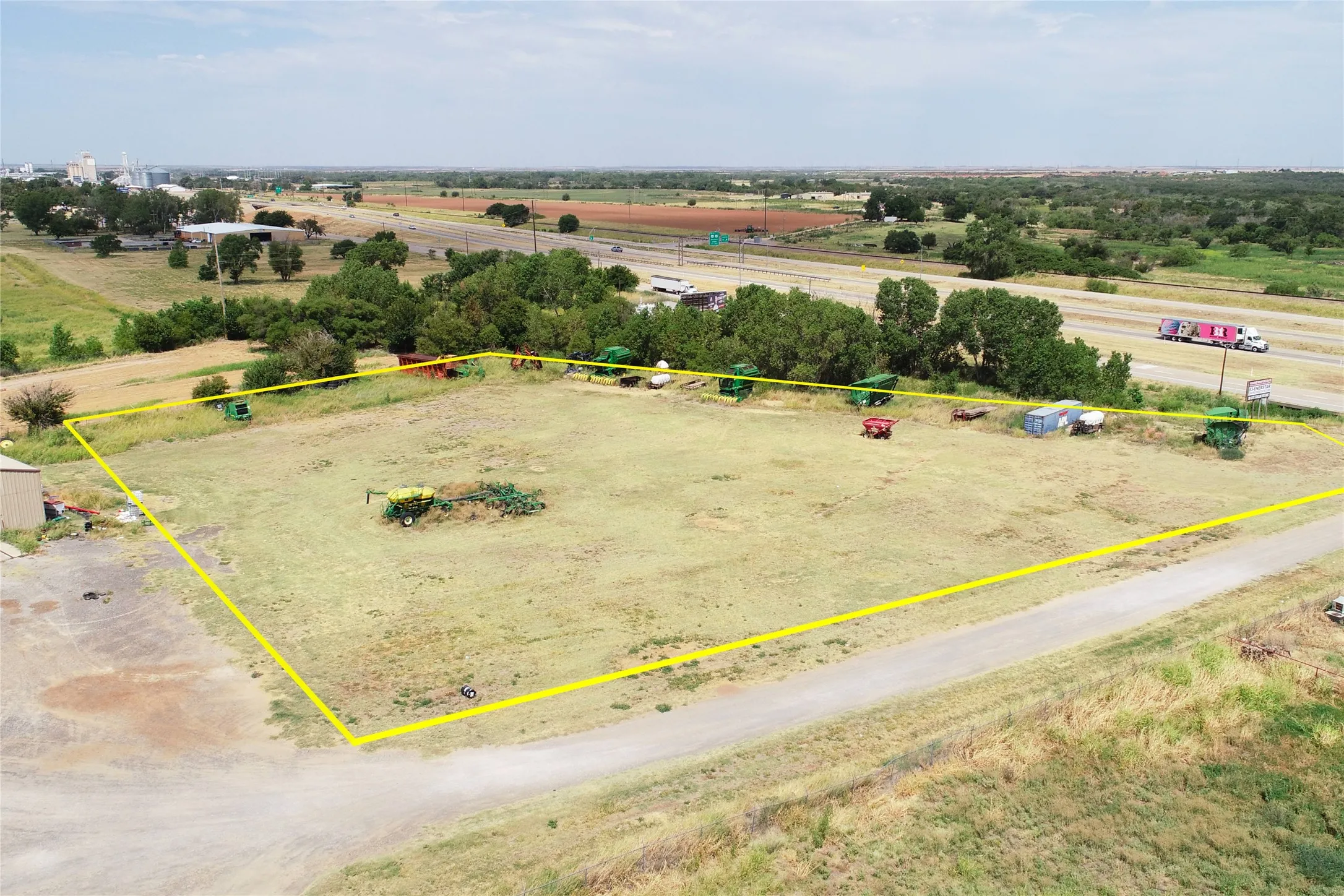 For Sale in Wilbarger County , TBD Highway 287 Frontage Road, Vernon, Texas 76384, 0, 0, Garage spaces, 0 Sqft, built in 0, mls#21385718, Real Estate Agent in Vernon, Homes For Sale in Wilbarger county, Homes For Sale in Vernon, Realtor in Vernon Texas, Real Estate Brokerage Independent Realty Texas, Luminita Cordes Realtor