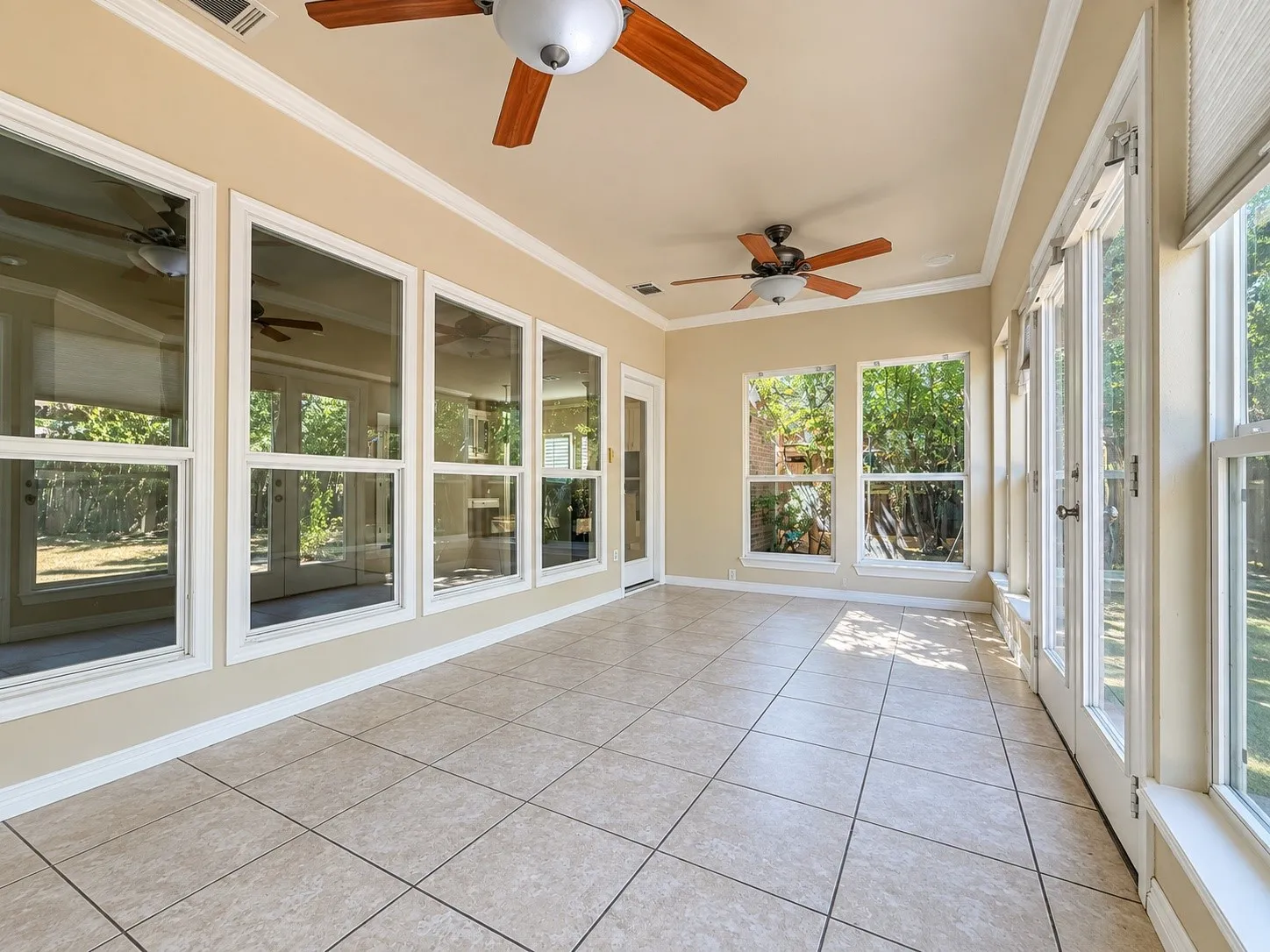 Single Family Residence For Sale in Tarrant County , 6549 Blue Grass Drive, Watauga, Texas 76148, 3 Bedroom, 2 Bathroom, 2 Garage spaces, 1,753 Sqft, built in 2007, mls#21381112, Real Estate Agent in Watauga, Homes For Sale in Tarrant county, Homes For Sale in Watauga, Realtor in Watauga Texas, Real Estate Brokerage Independent Realty Texas, Luminita Cordes Realtor
