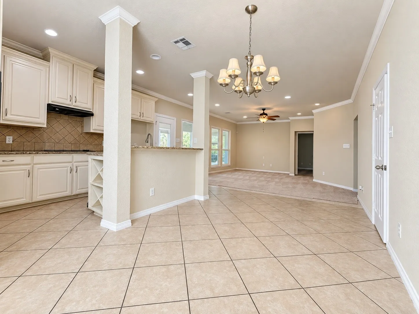 Single Family Residence For Sale in Tarrant County , 6549 Blue Grass Drive, Watauga, Texas 76148, 3 Bedroom, 2 Bathroom, 2 Garage spaces, 1,753 Sqft, built in 2007, mls#21381112, Real Estate Agent in Watauga, Homes For Sale in Tarrant county, Homes For Sale in Watauga, Realtor in Watauga Texas, Real Estate Brokerage Independent Realty Texas, Luminita Cordes Realtor